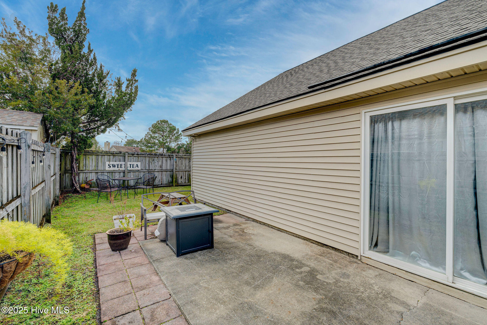 100543269 | Photo 41