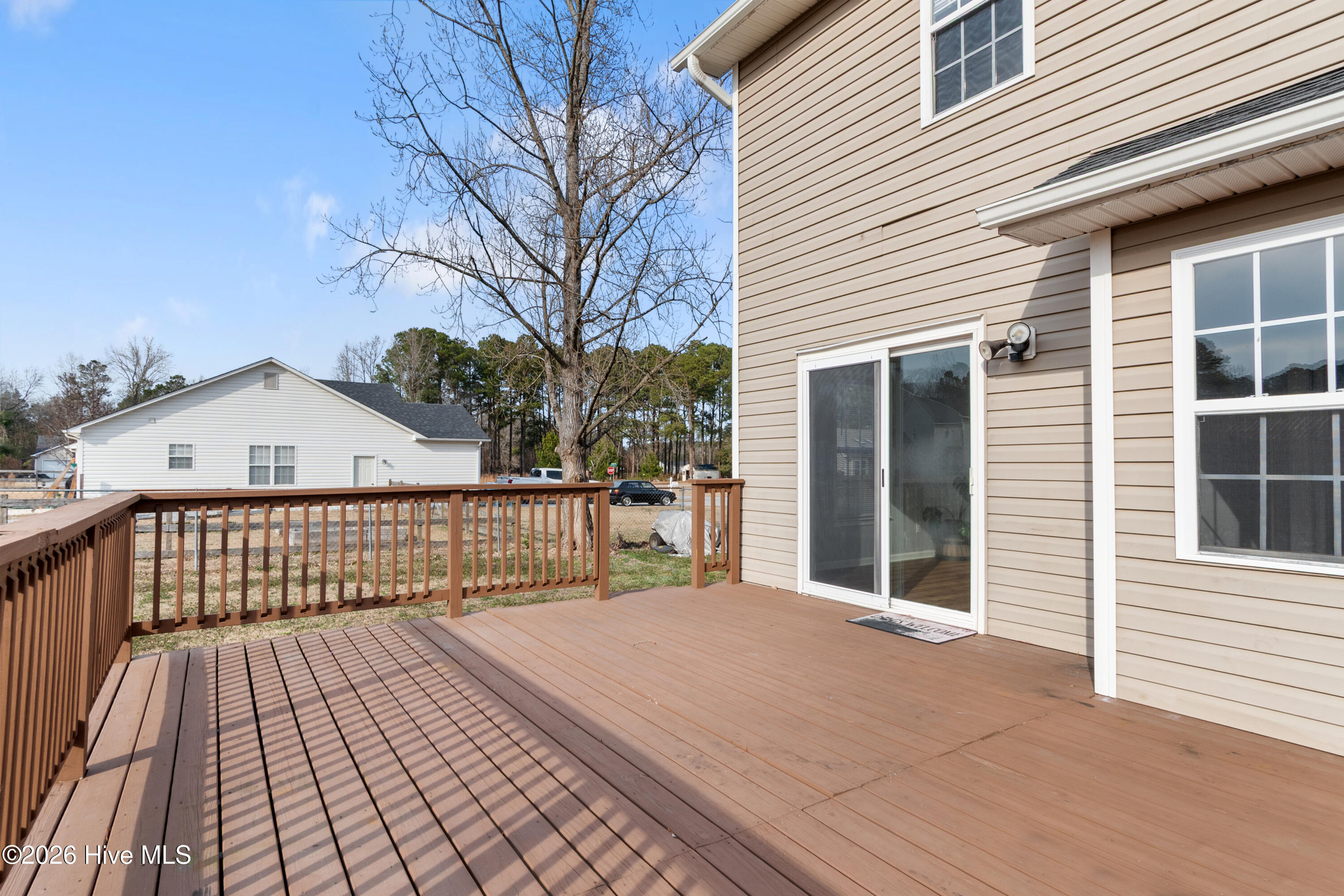 100540574 | Photo 35