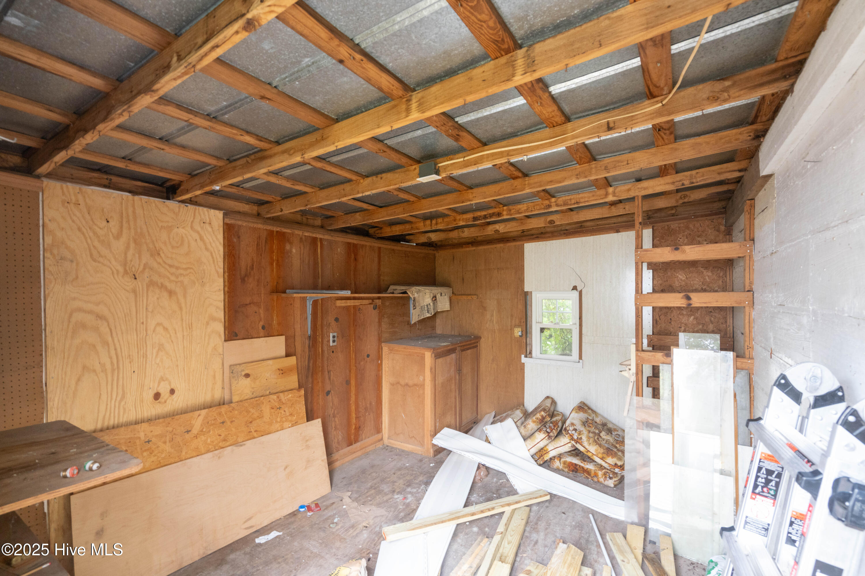 100536527 | Photo 42