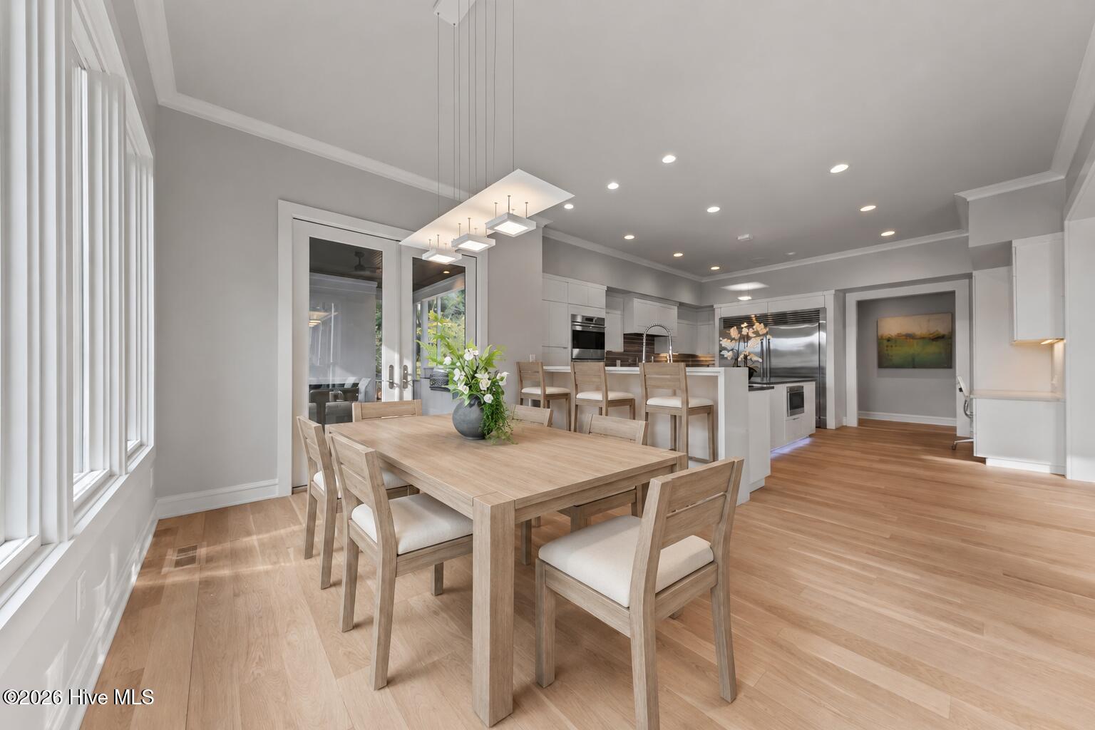 Casual Dining Space