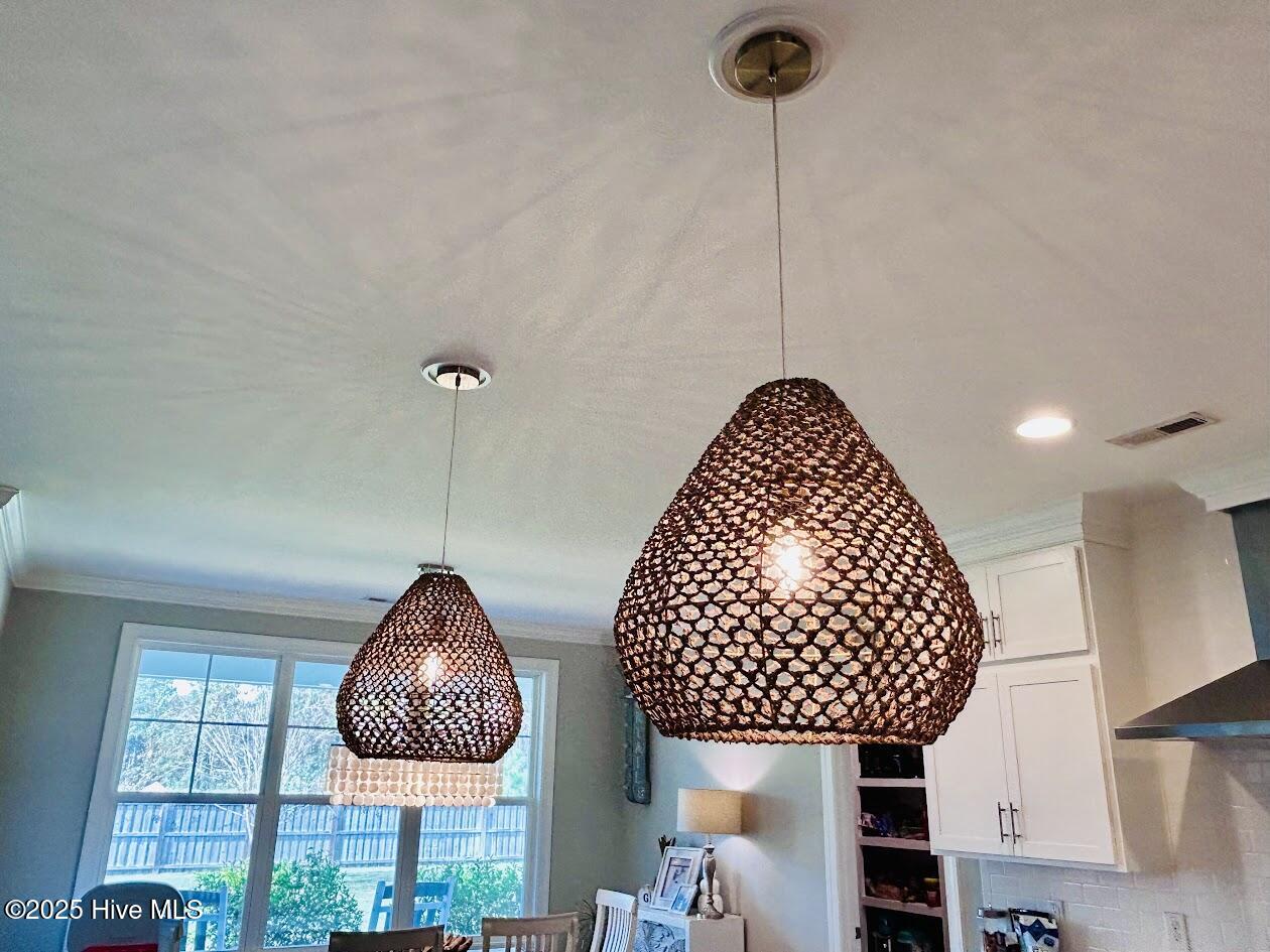 100534621 | Photo 13