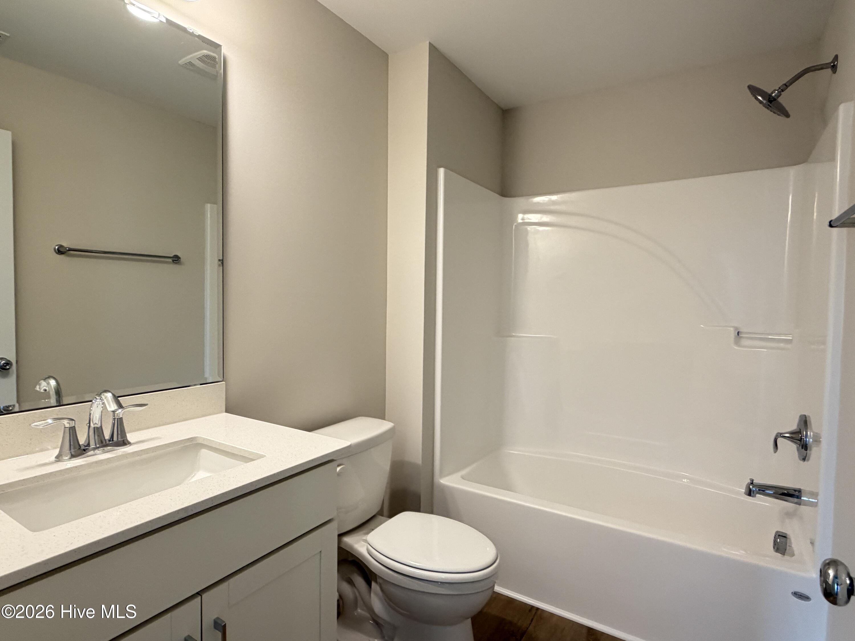 100548054 | Photo 18