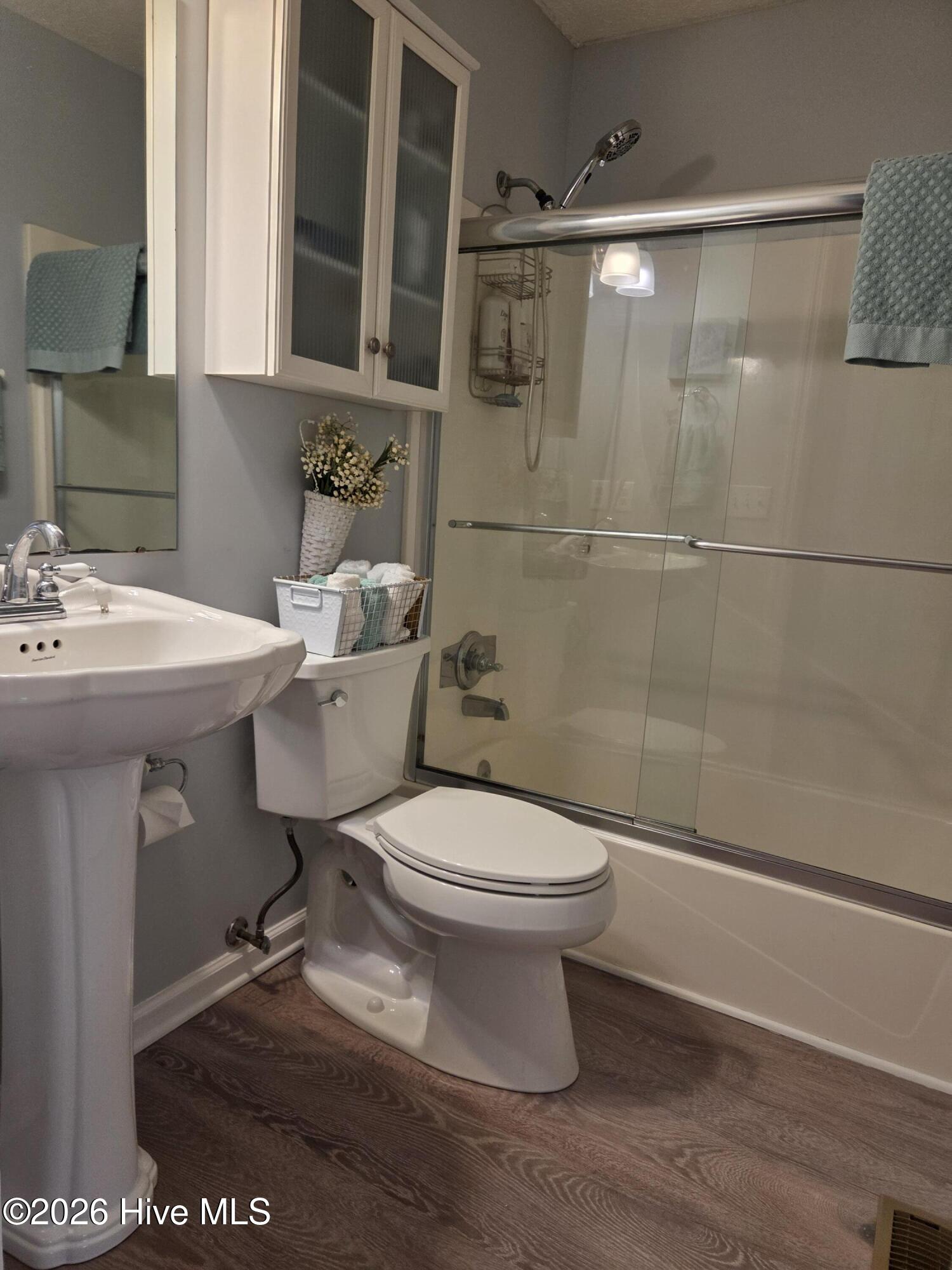 100551158 | Photo 19