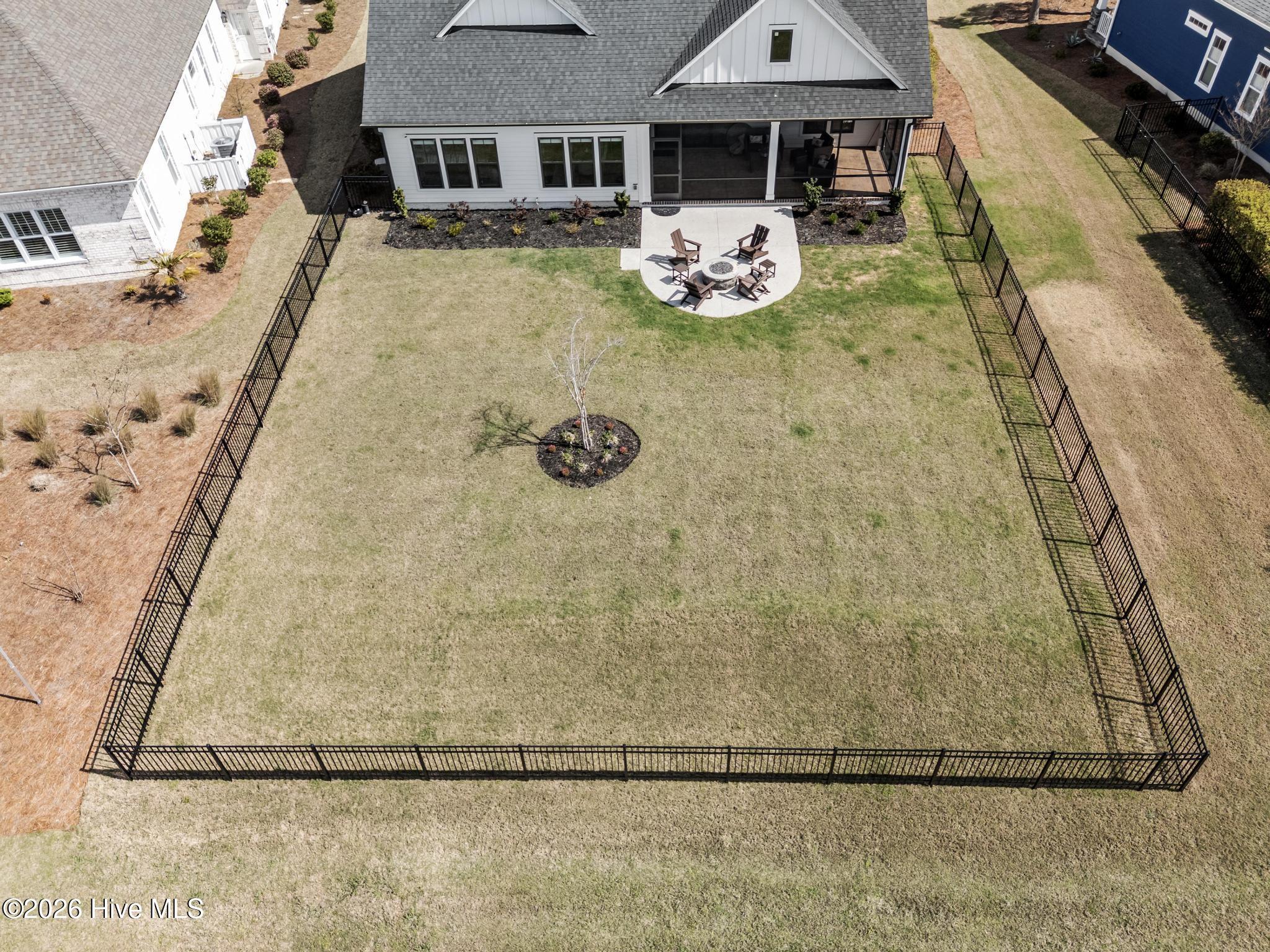 100561204 | Photo 59