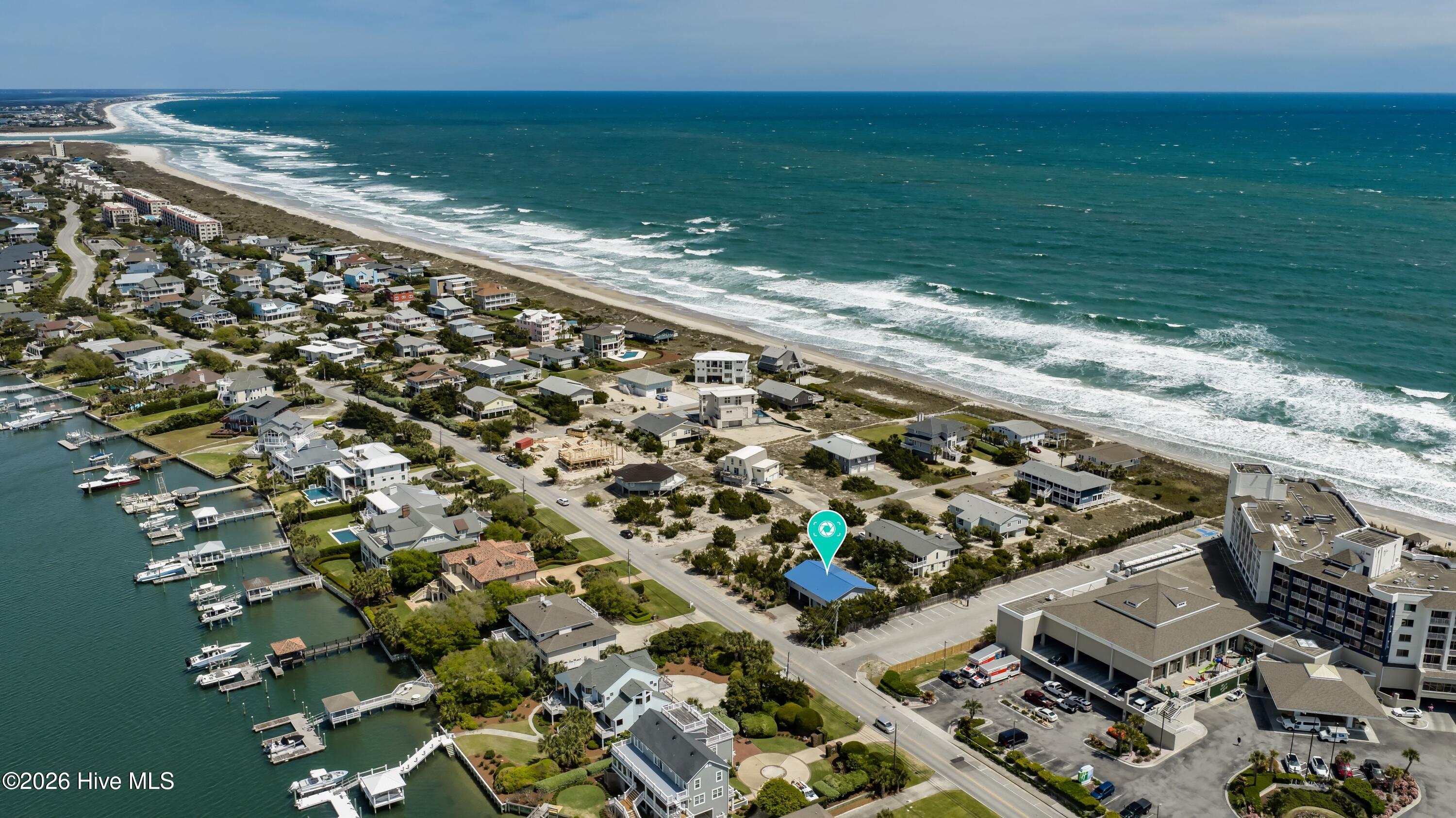 100565989 | Photo 37