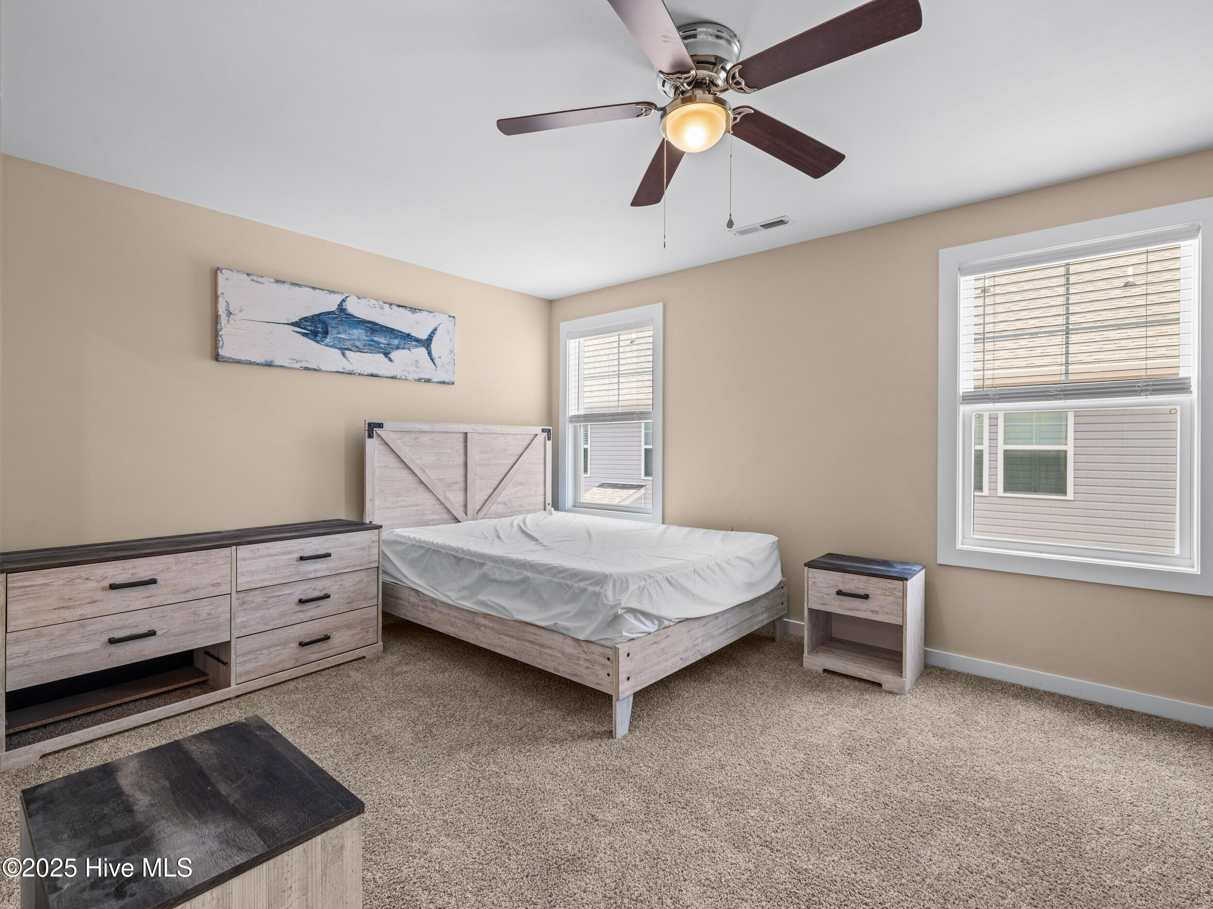 100541622 | Photo 19