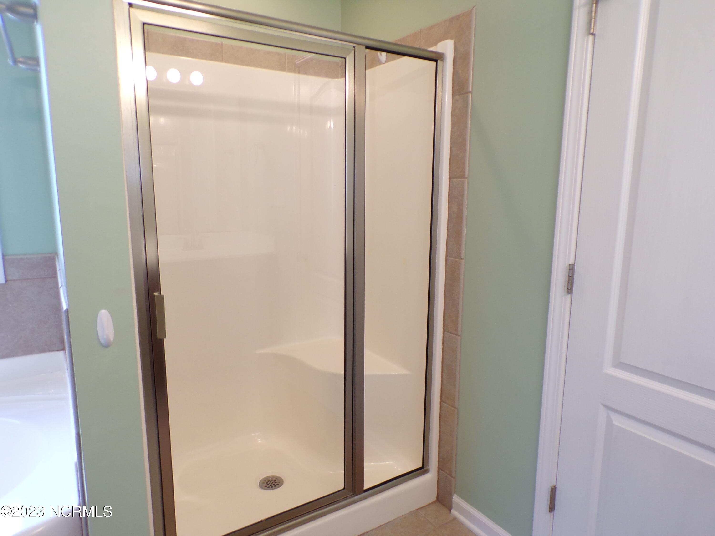 100559579 | Photo 53