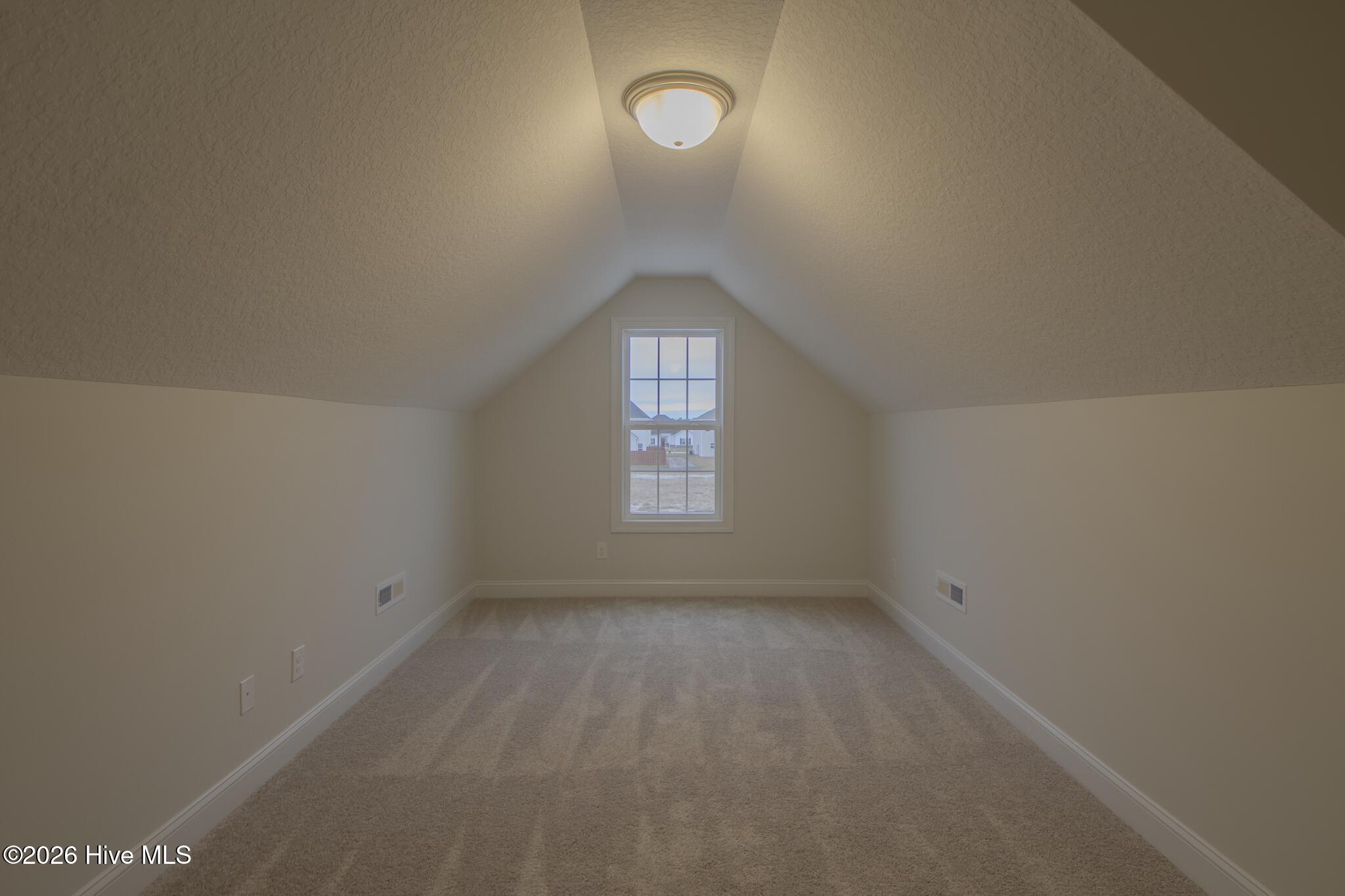 100511228 | Photo 29