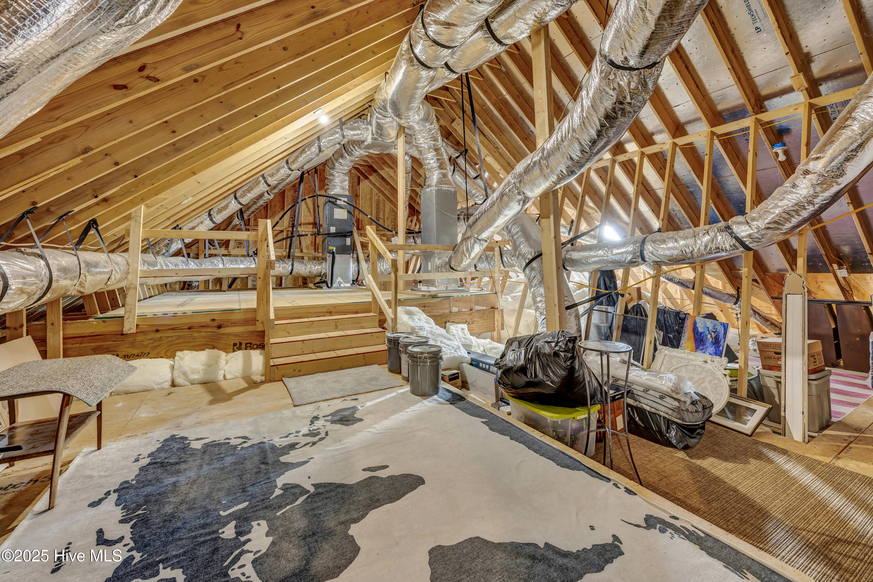 100557399 | Photo 60