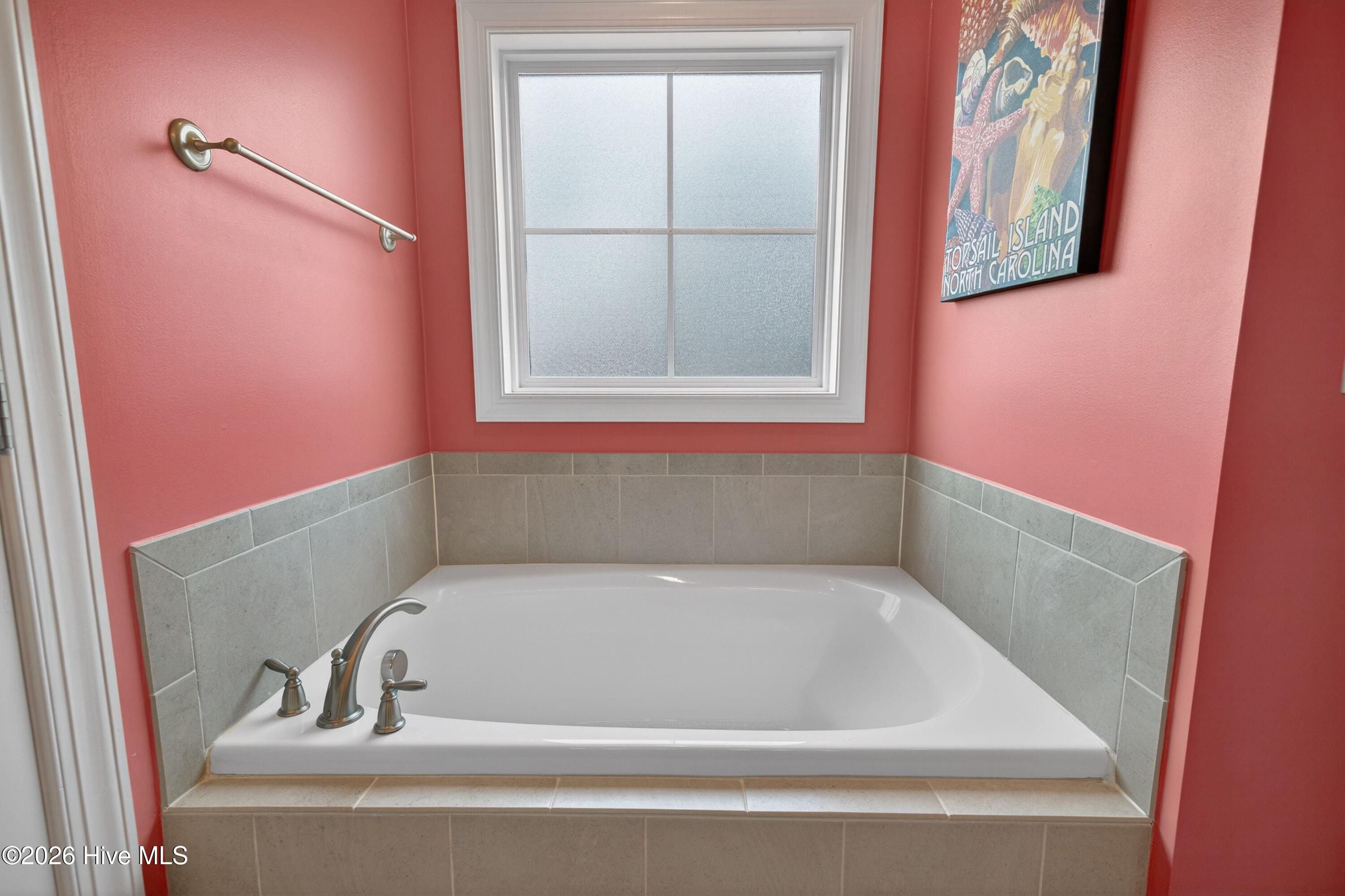 100552458 | Photo 18