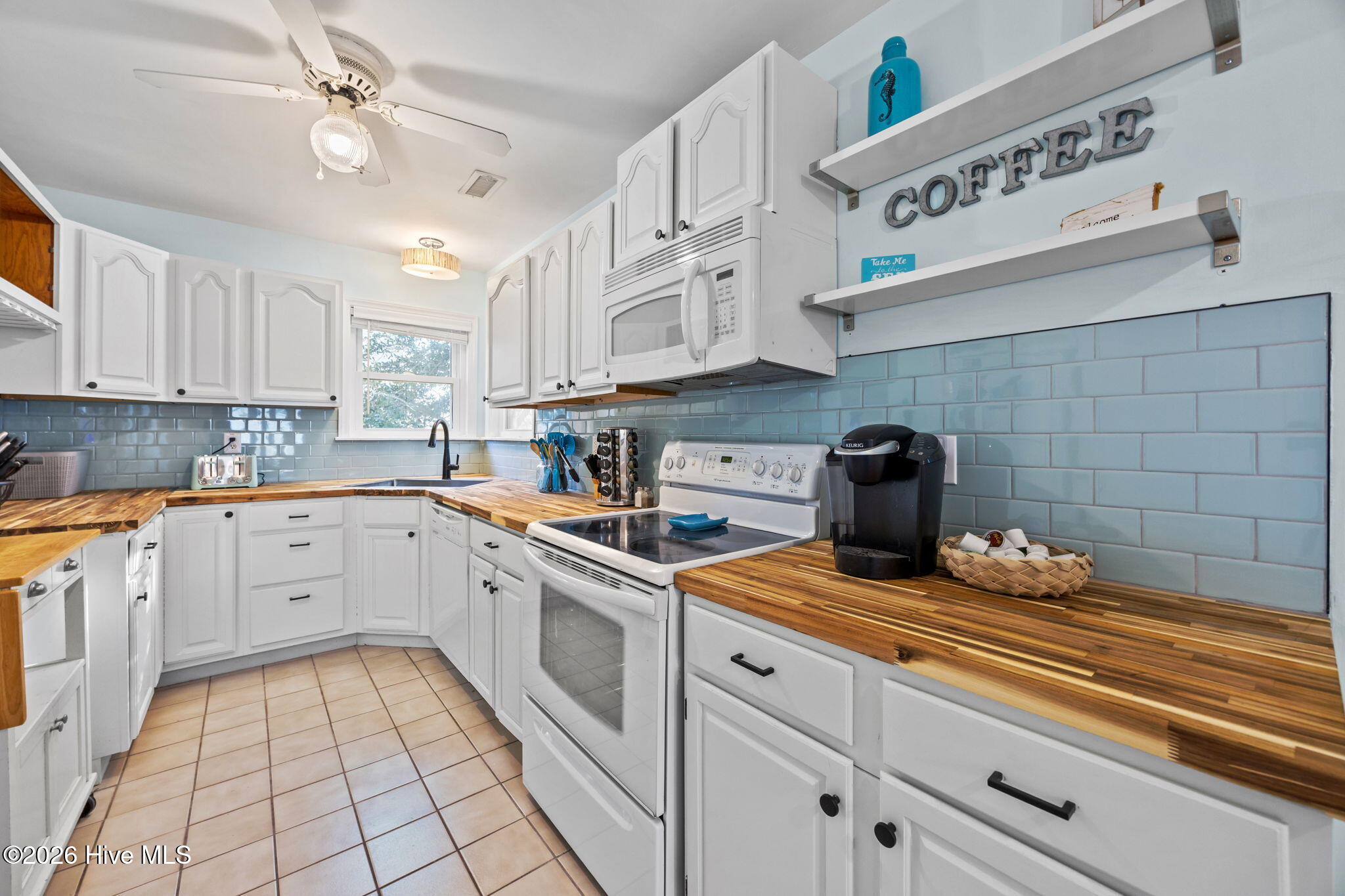 100553918 | Photo 19