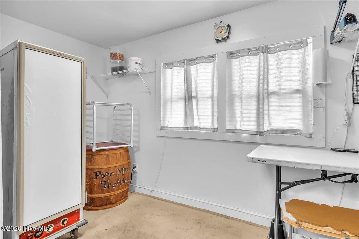 100551902 | Photo 33