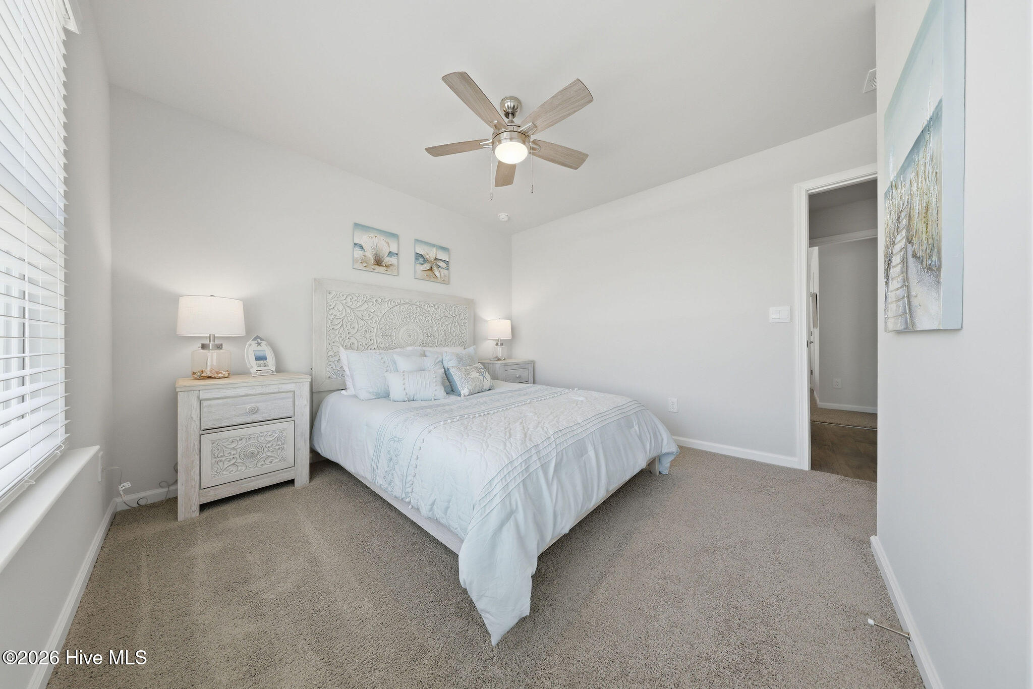 100568433 | Photo 10