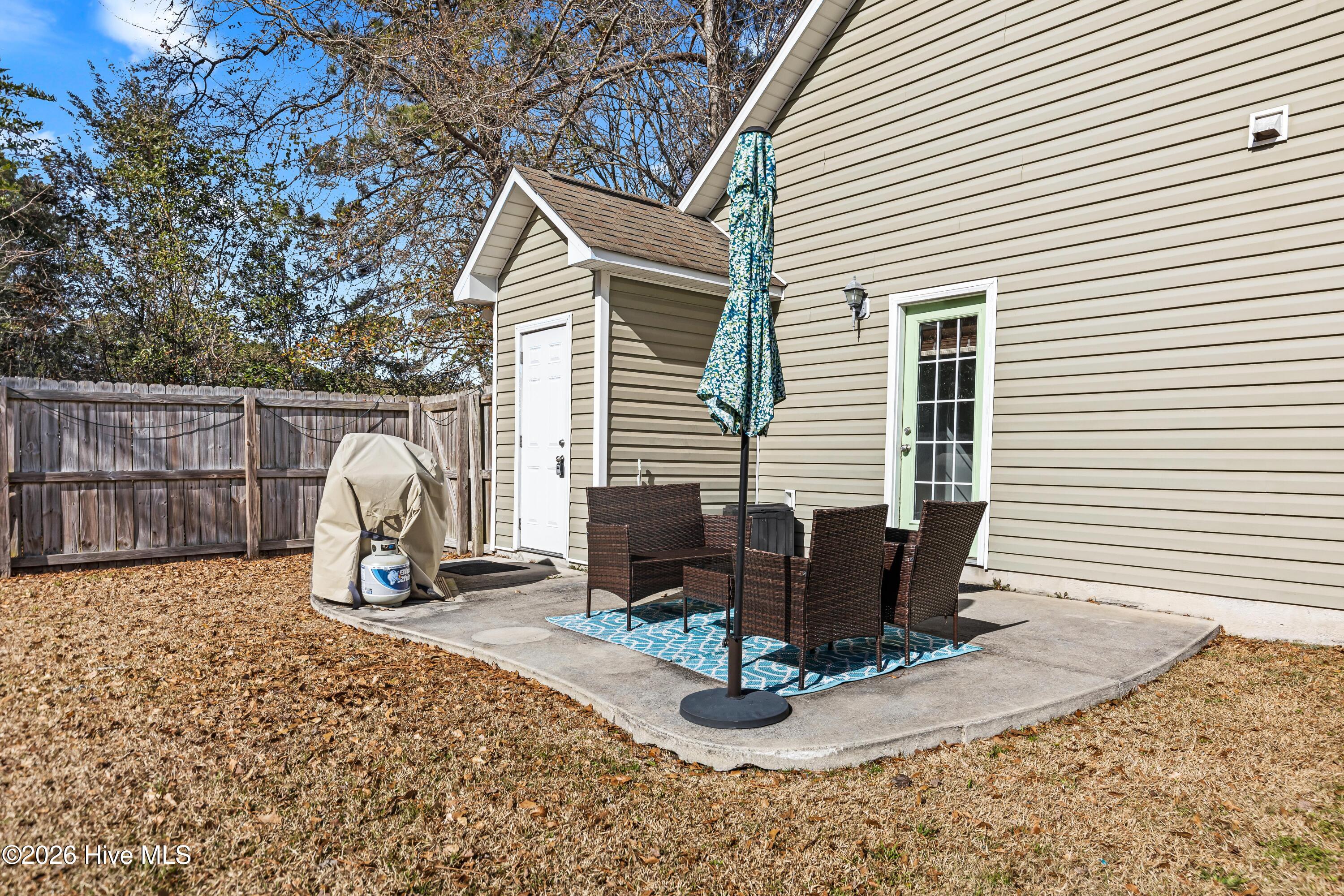 100549880 | Photo 22