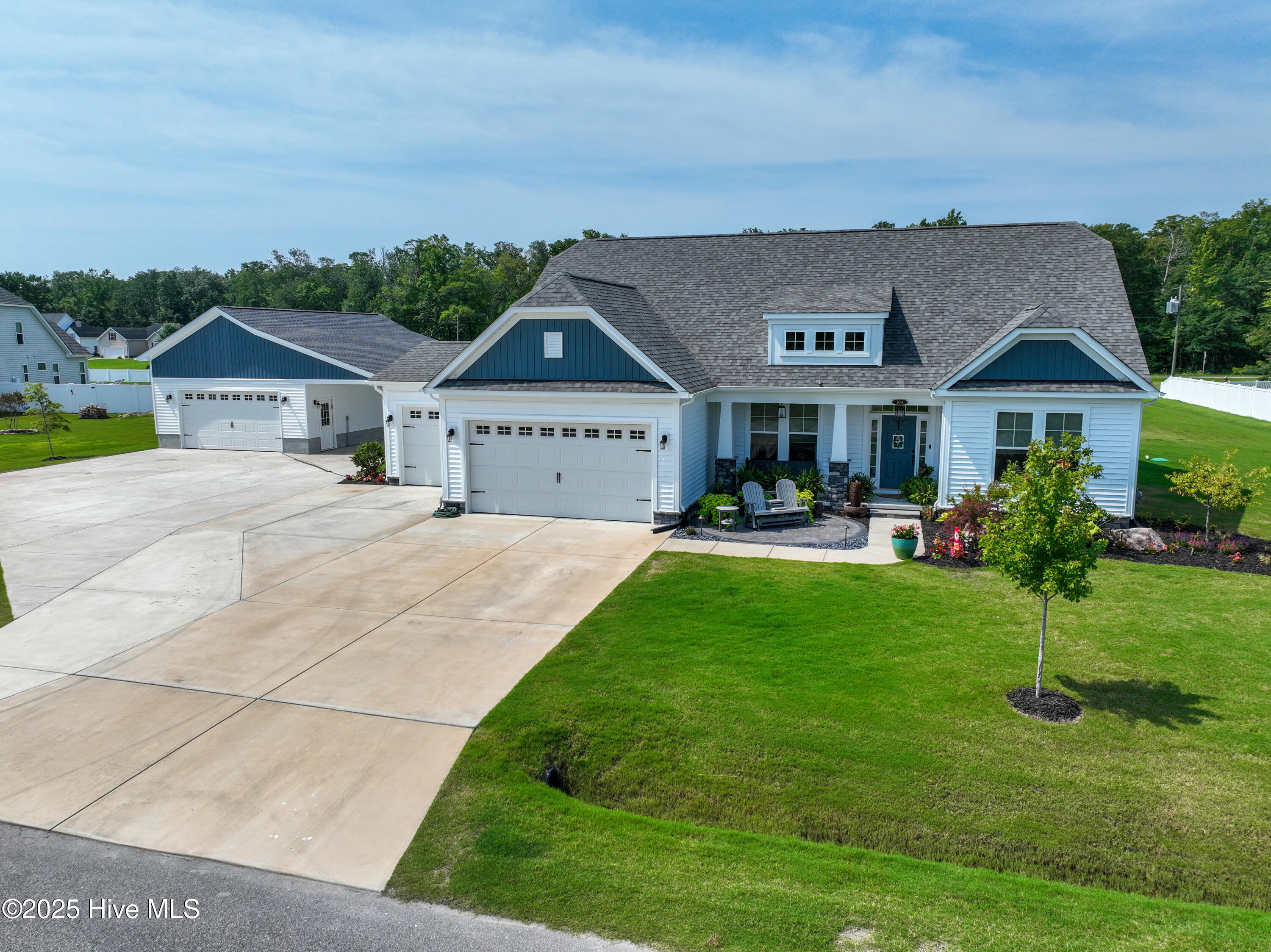 Homes for sale in Moyock, NC | 104 Briton Way Way, Moyock, NC 27958 | MLS# 100539655