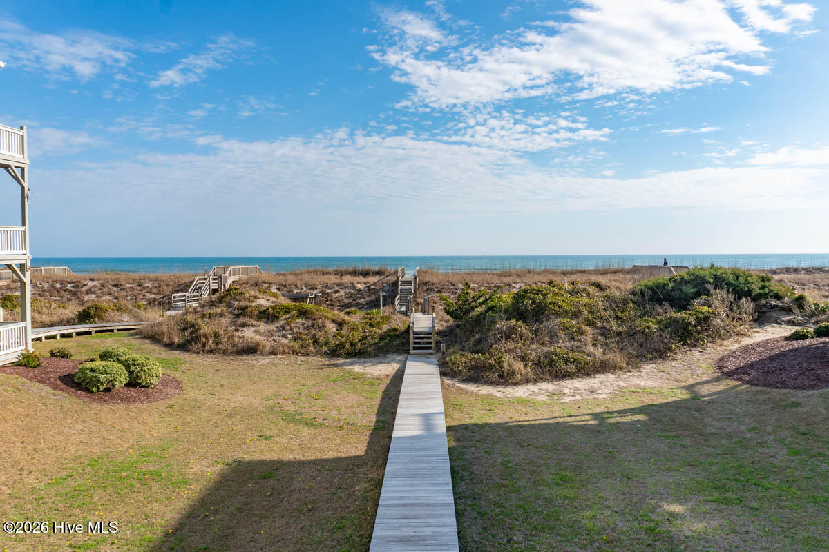 100560263 | Photo 50