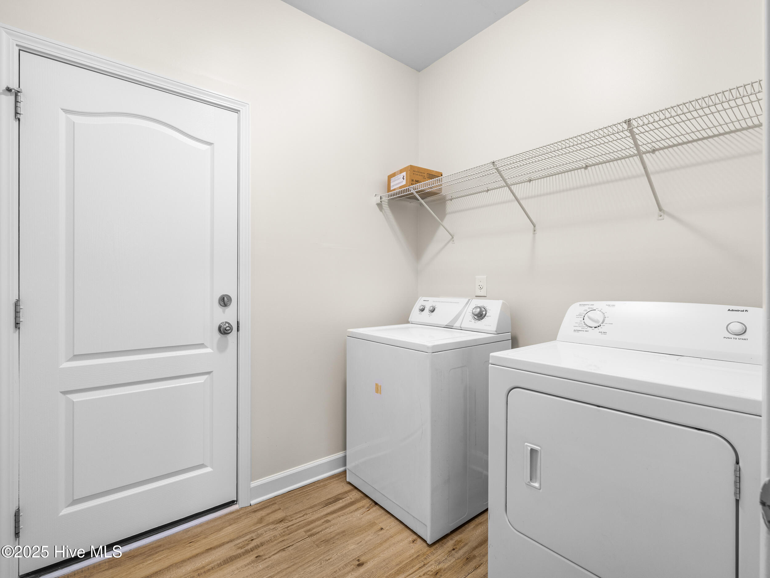 100533825 | Photo 20