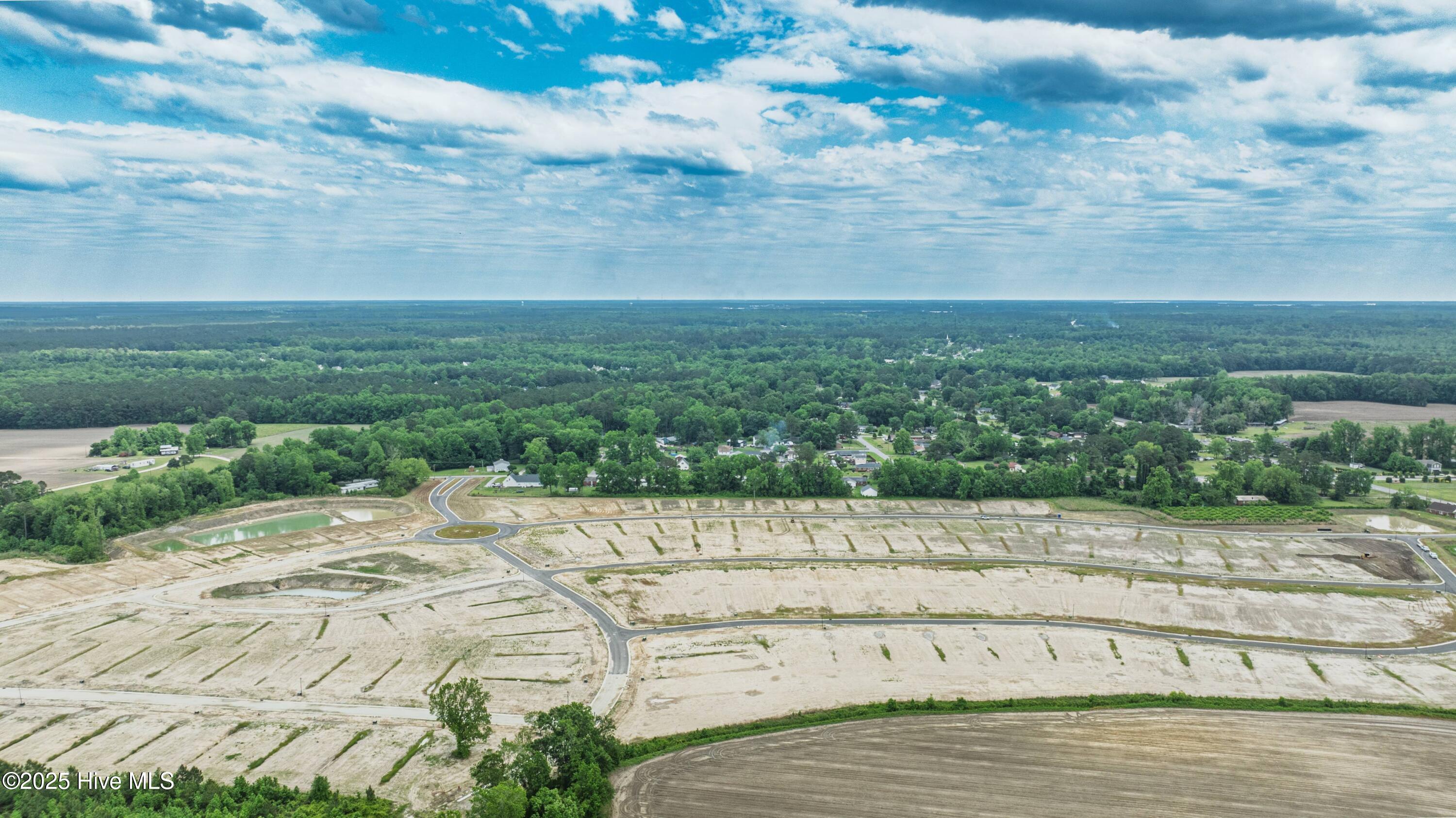 100563797 | Photo 27