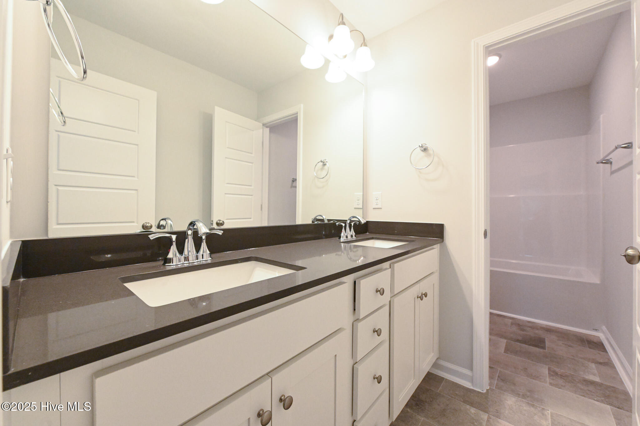 Undisclosed Address, La Grange, NC, 28551