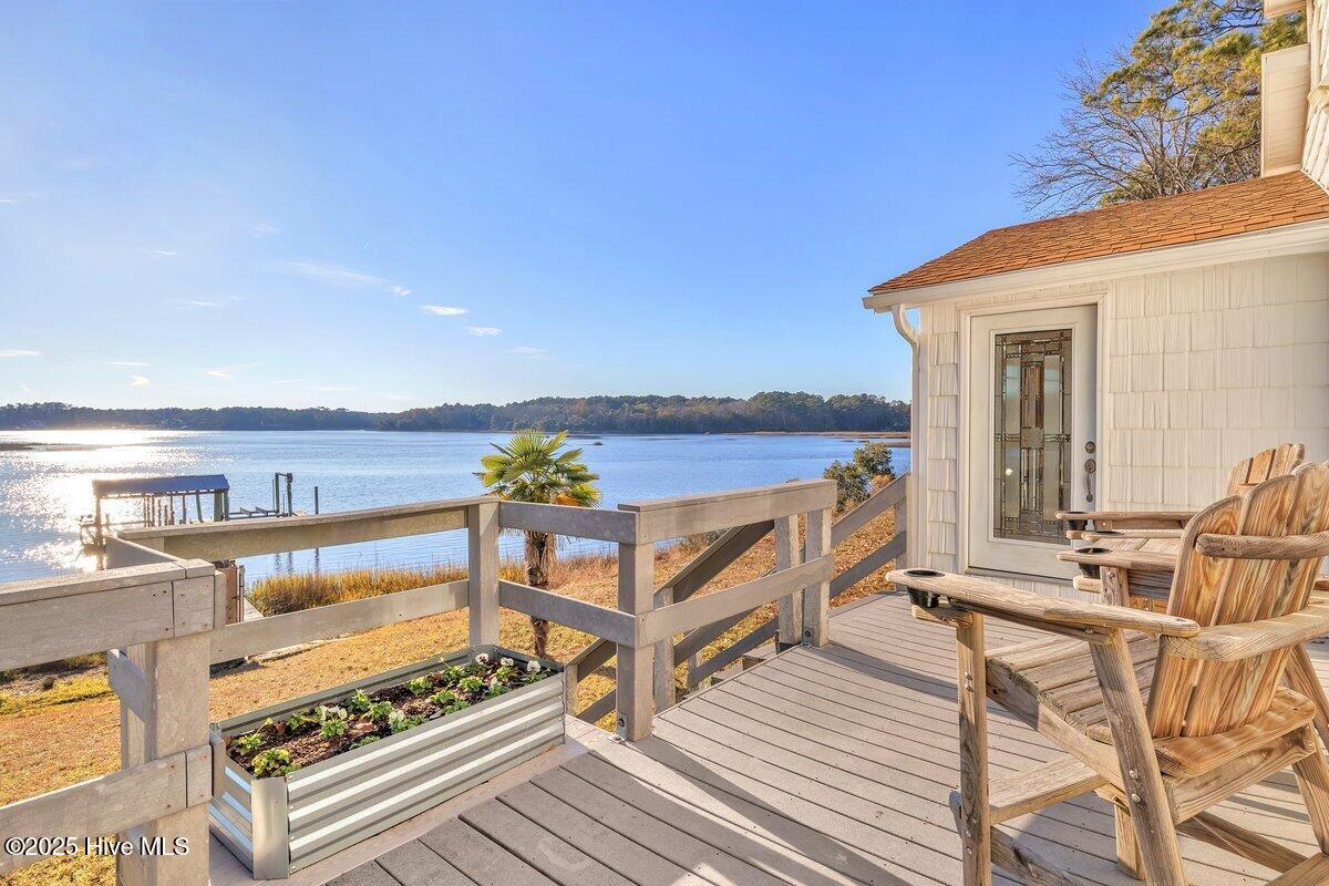 100544692 | Photo 43