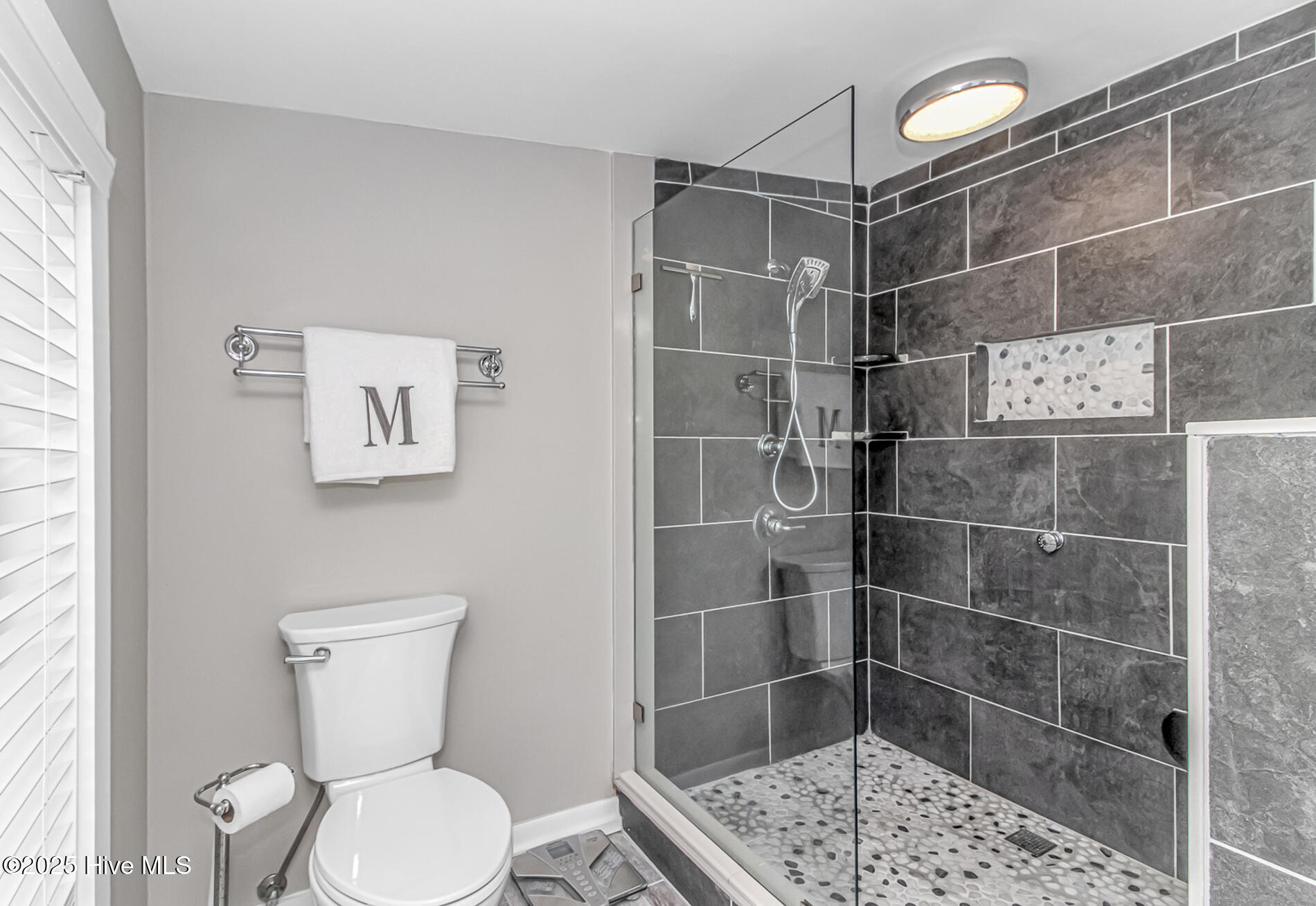 100526104 | Photo 21