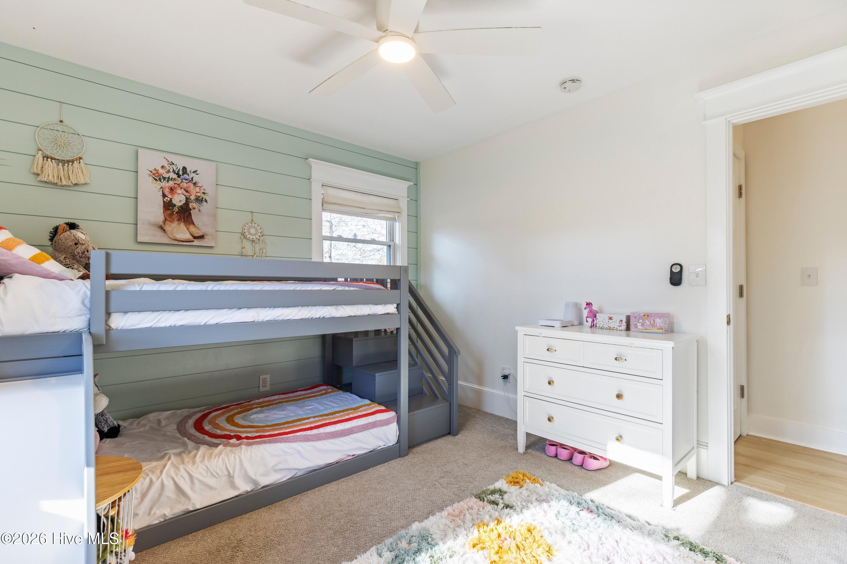 100547942 | Photo 31