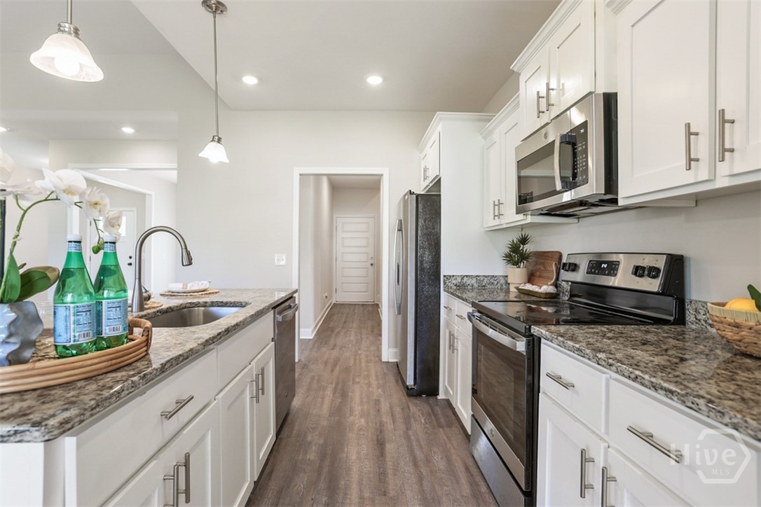 225 Alcovy Circle