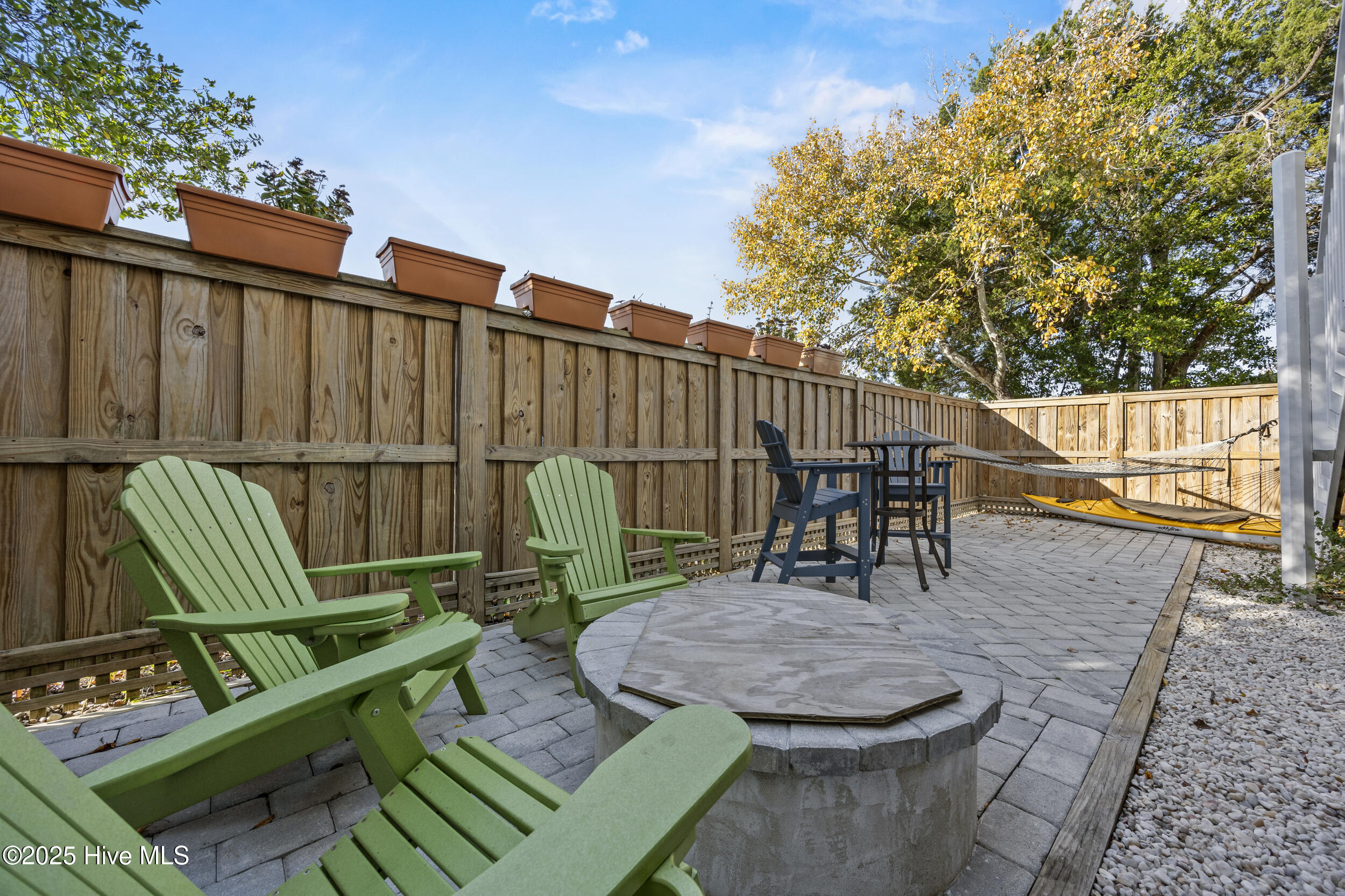 100554805 | Photo 41