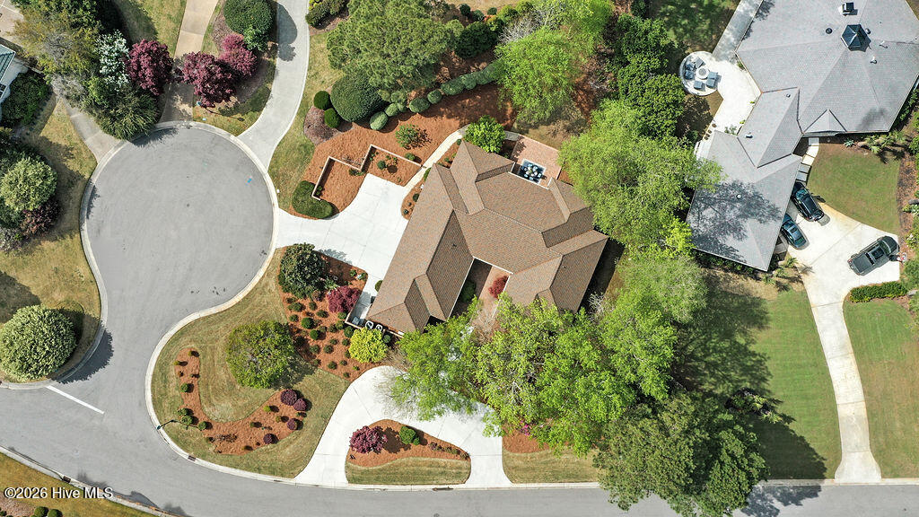 100565103 | Photo 53