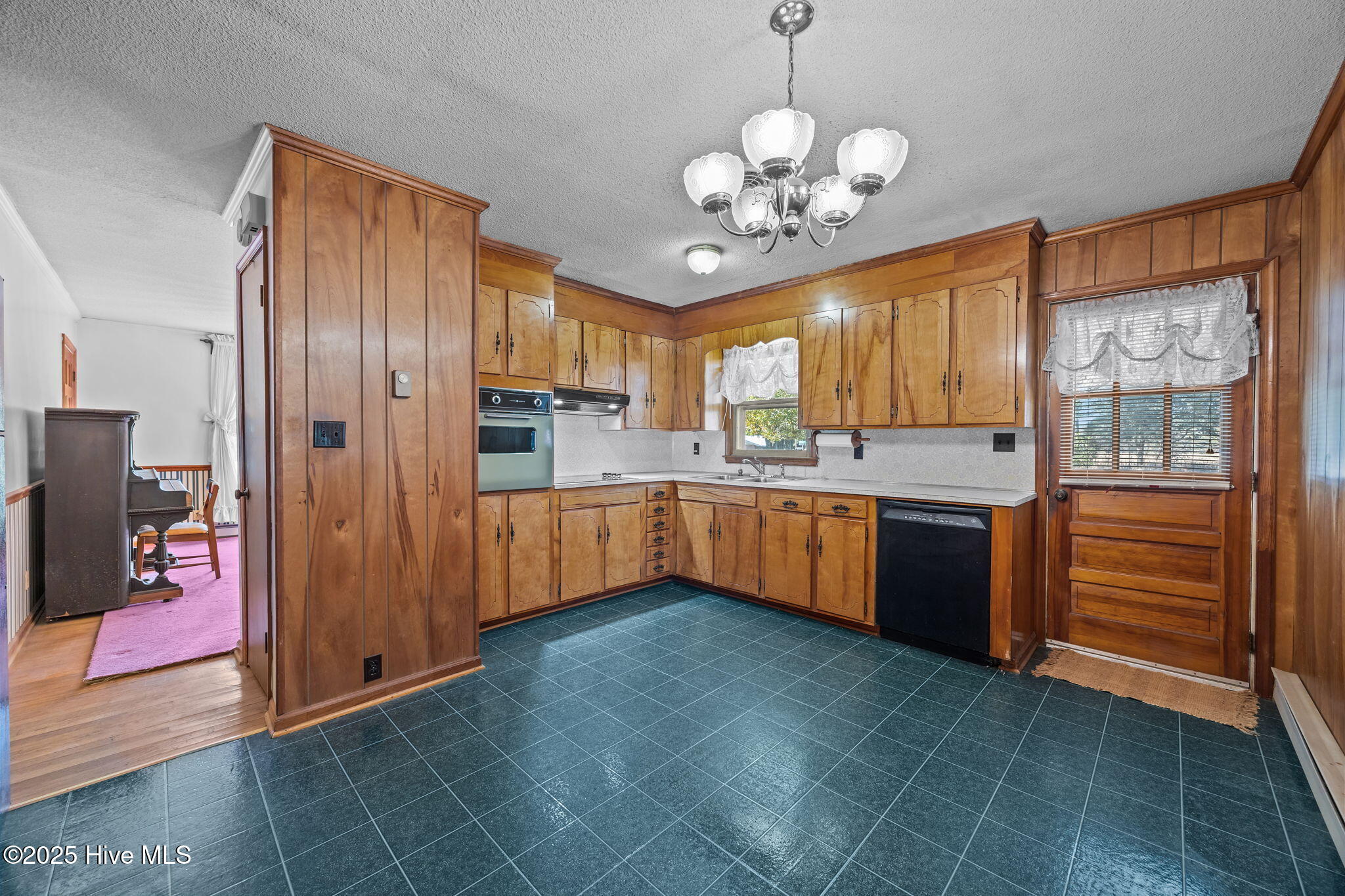 2933 Sound Side Road, Columbia, NC, 27925