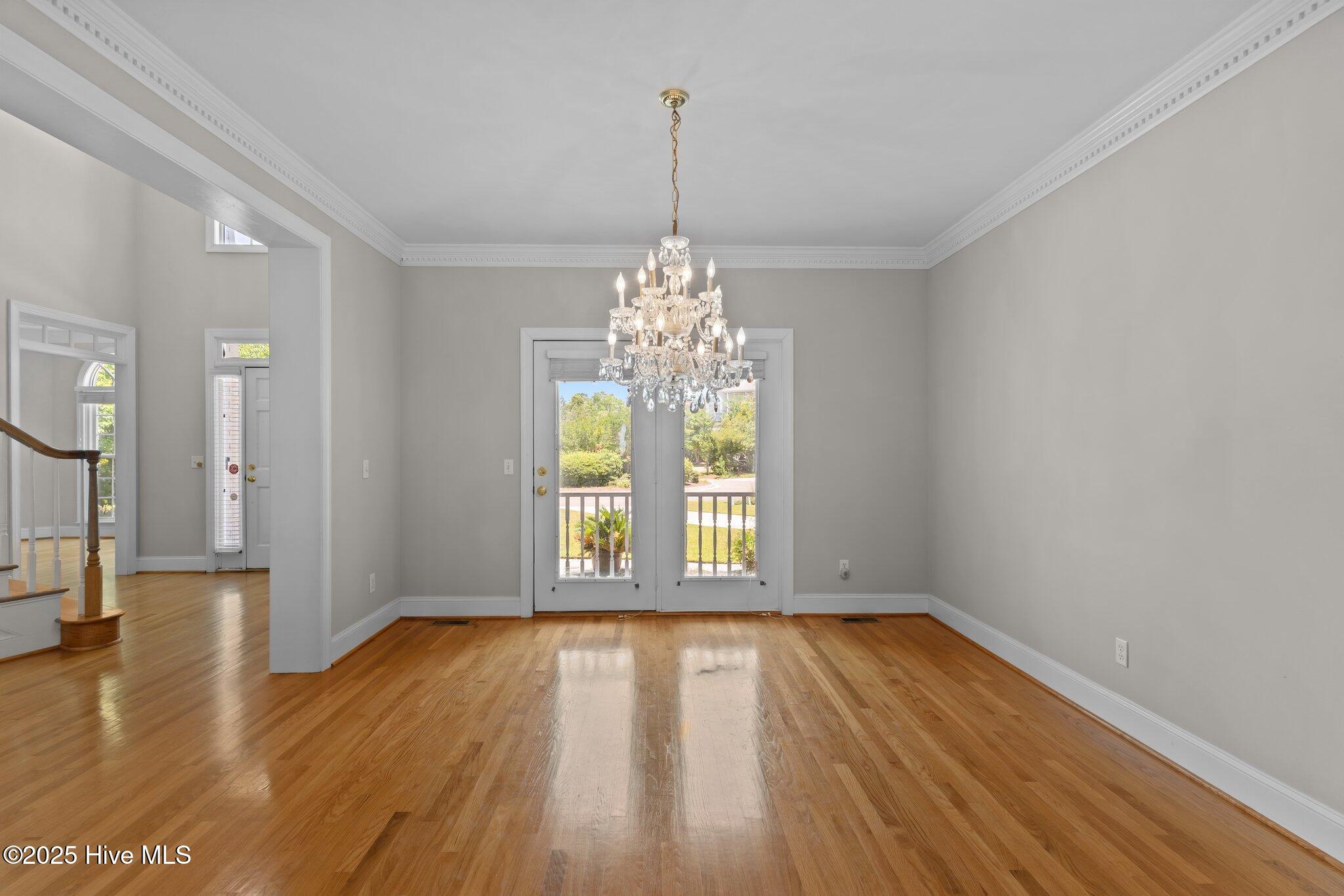 100549329 | Photo 20