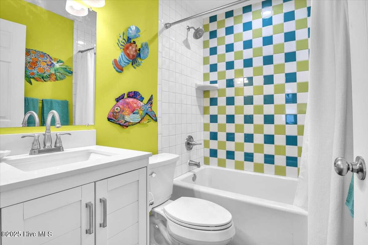 100546724 | Photo 42