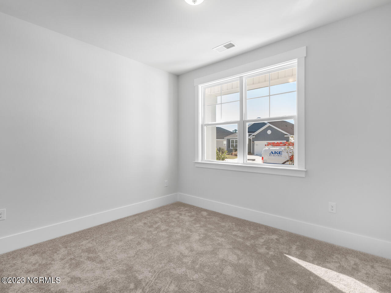 100526409 | Photo 10