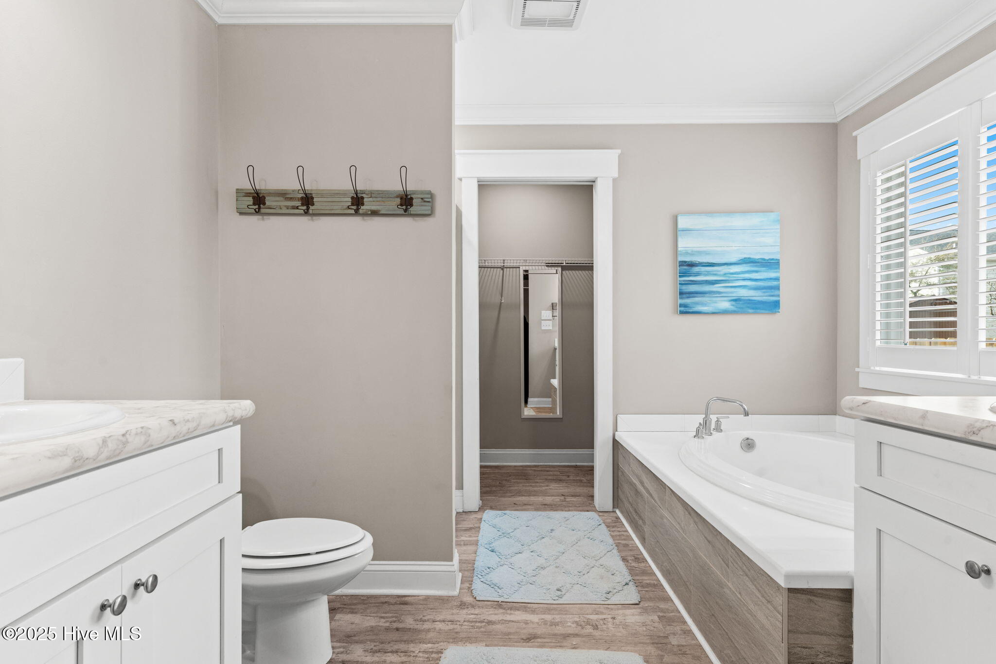 100546923 | Photo 20