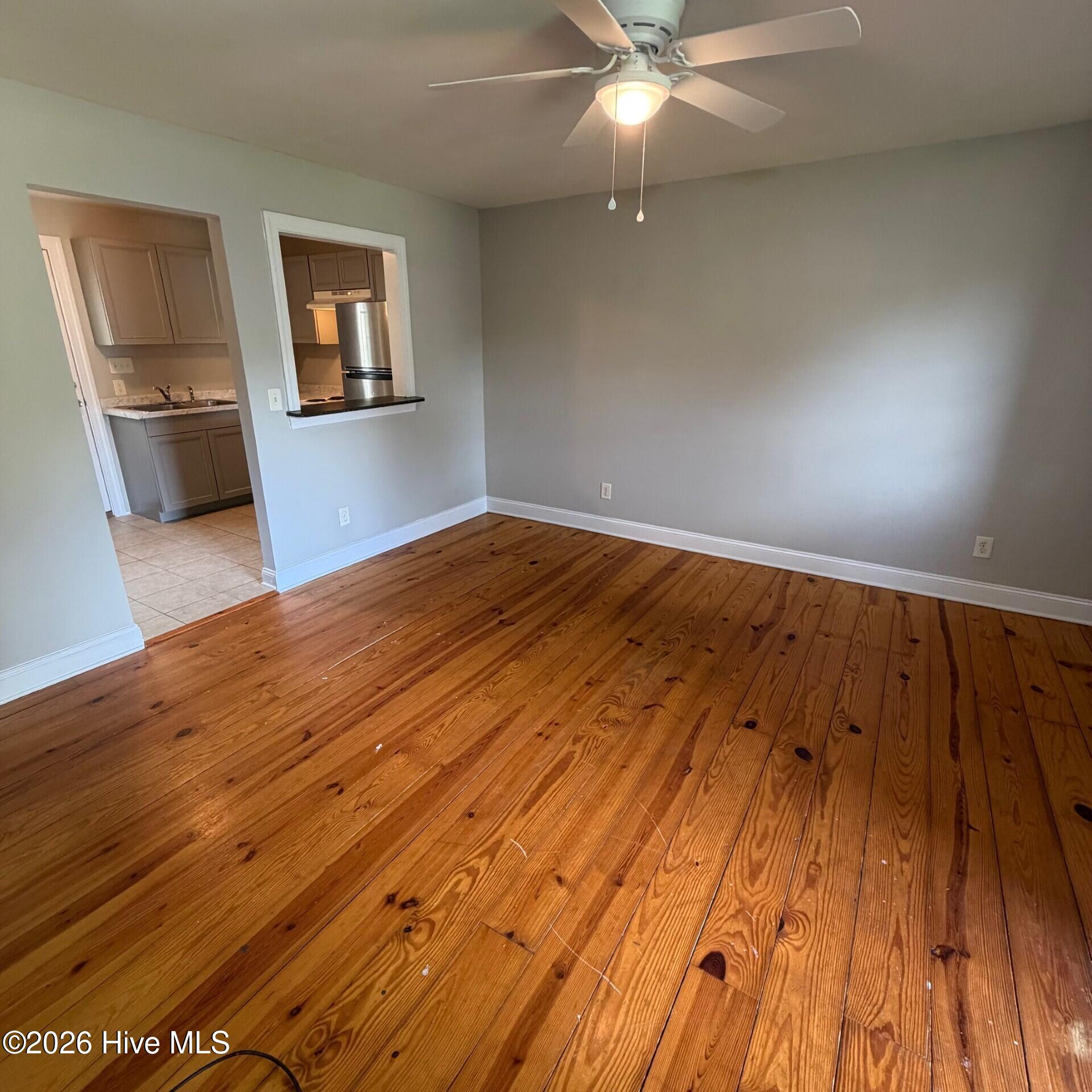 Living Room - 107-A Juniper