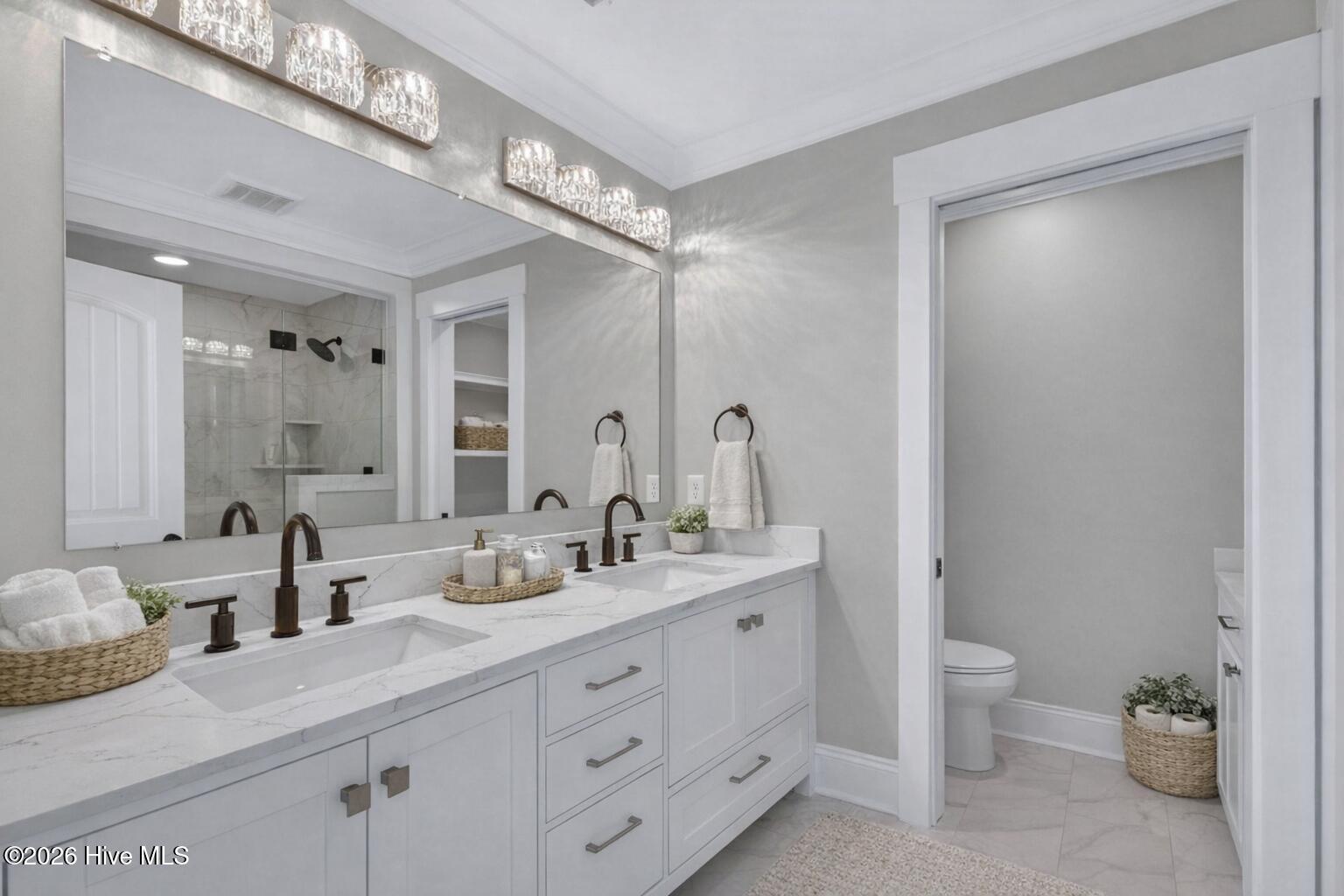 404 S Bodenheimer Street, Burgaw, NC, 28425