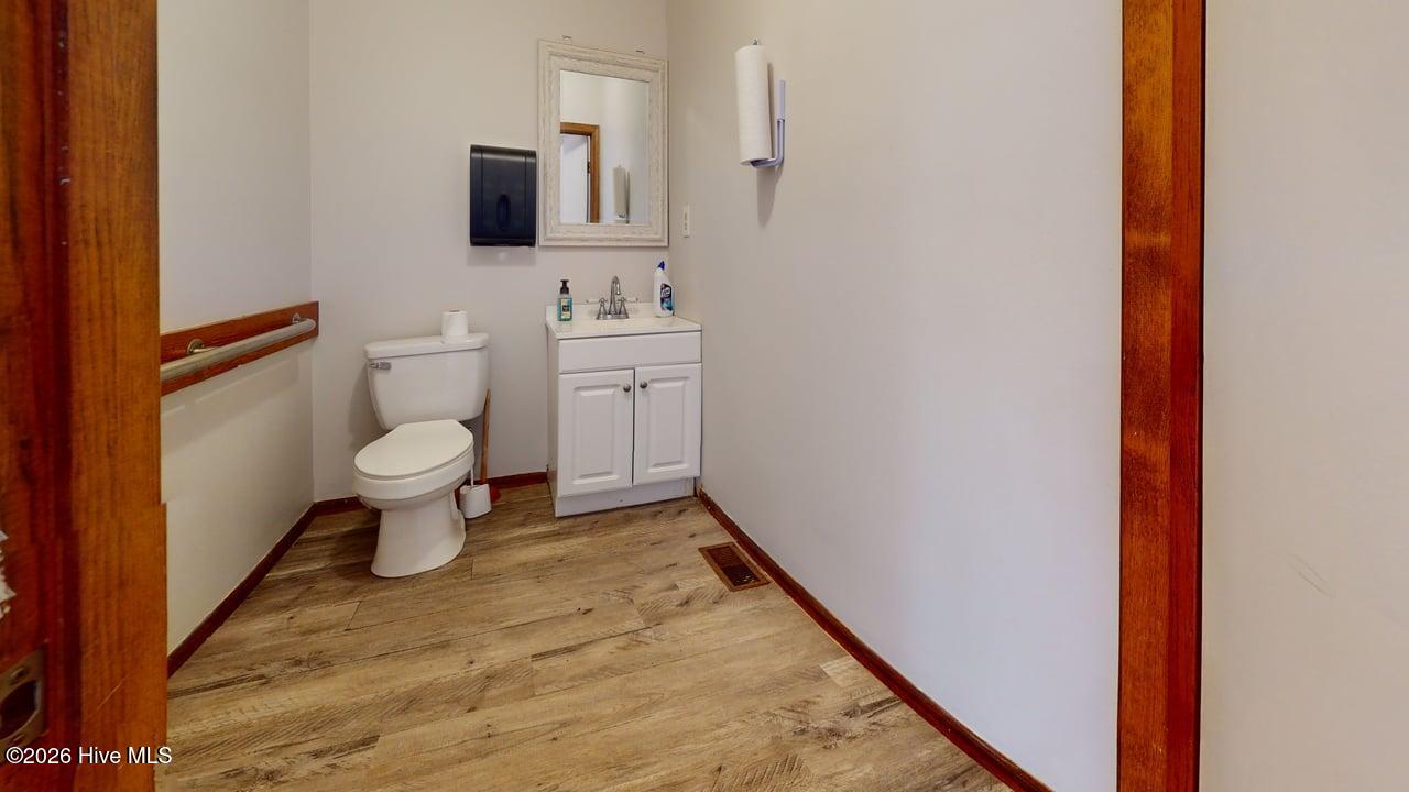 231 New Bridge Street, Jacksonville, NC, 28540