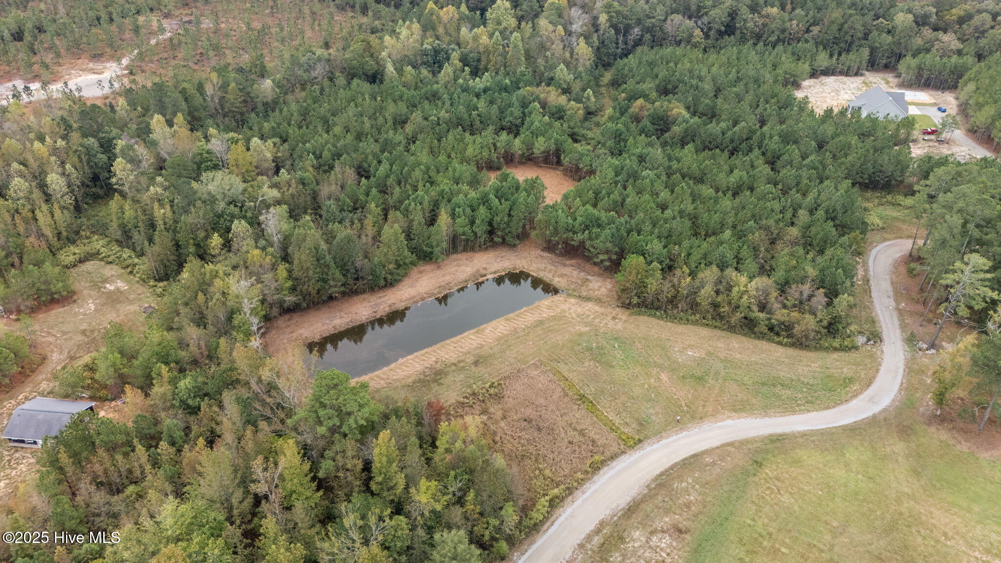 150 Hickory Pointer Way