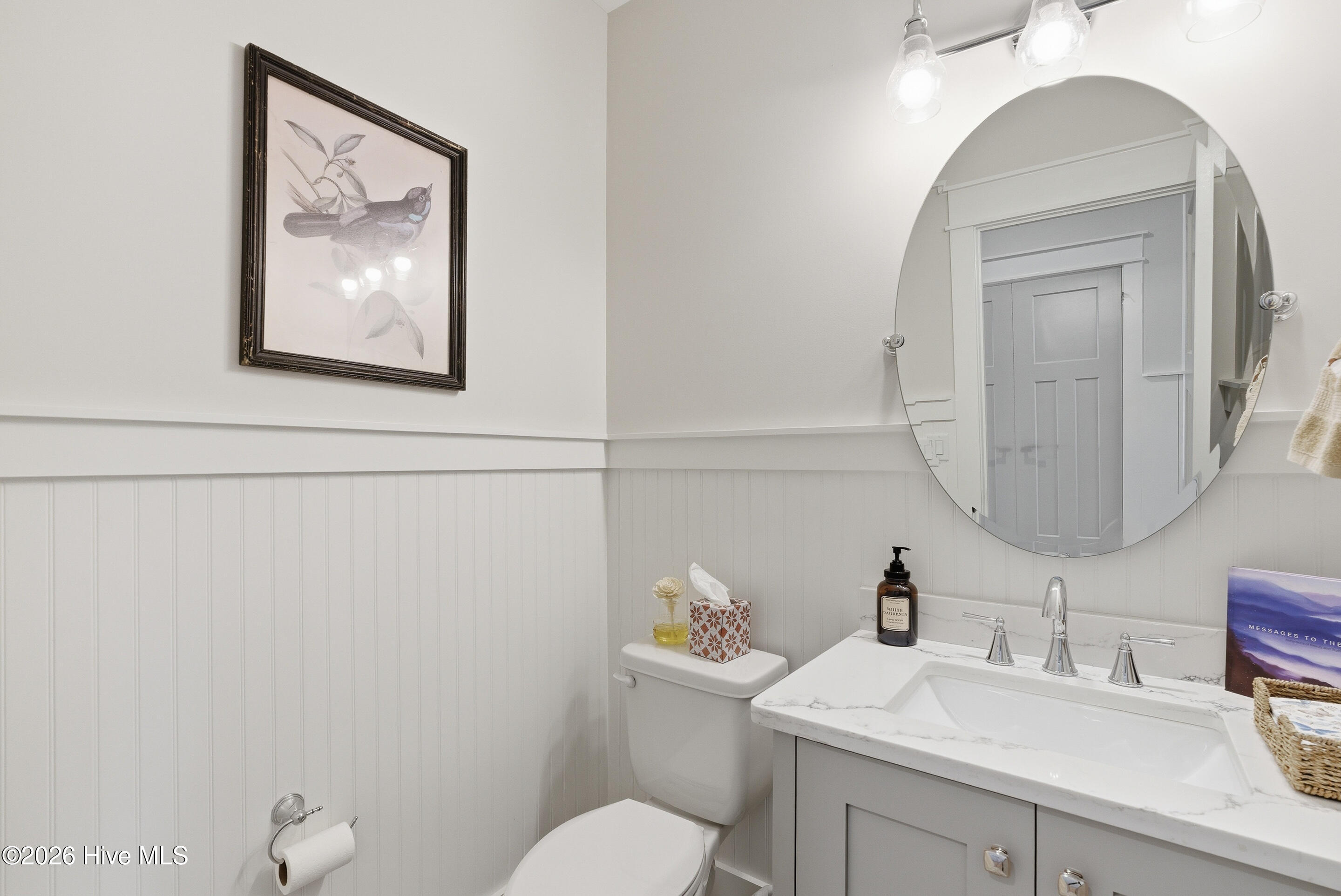 100562941 | Photo 11