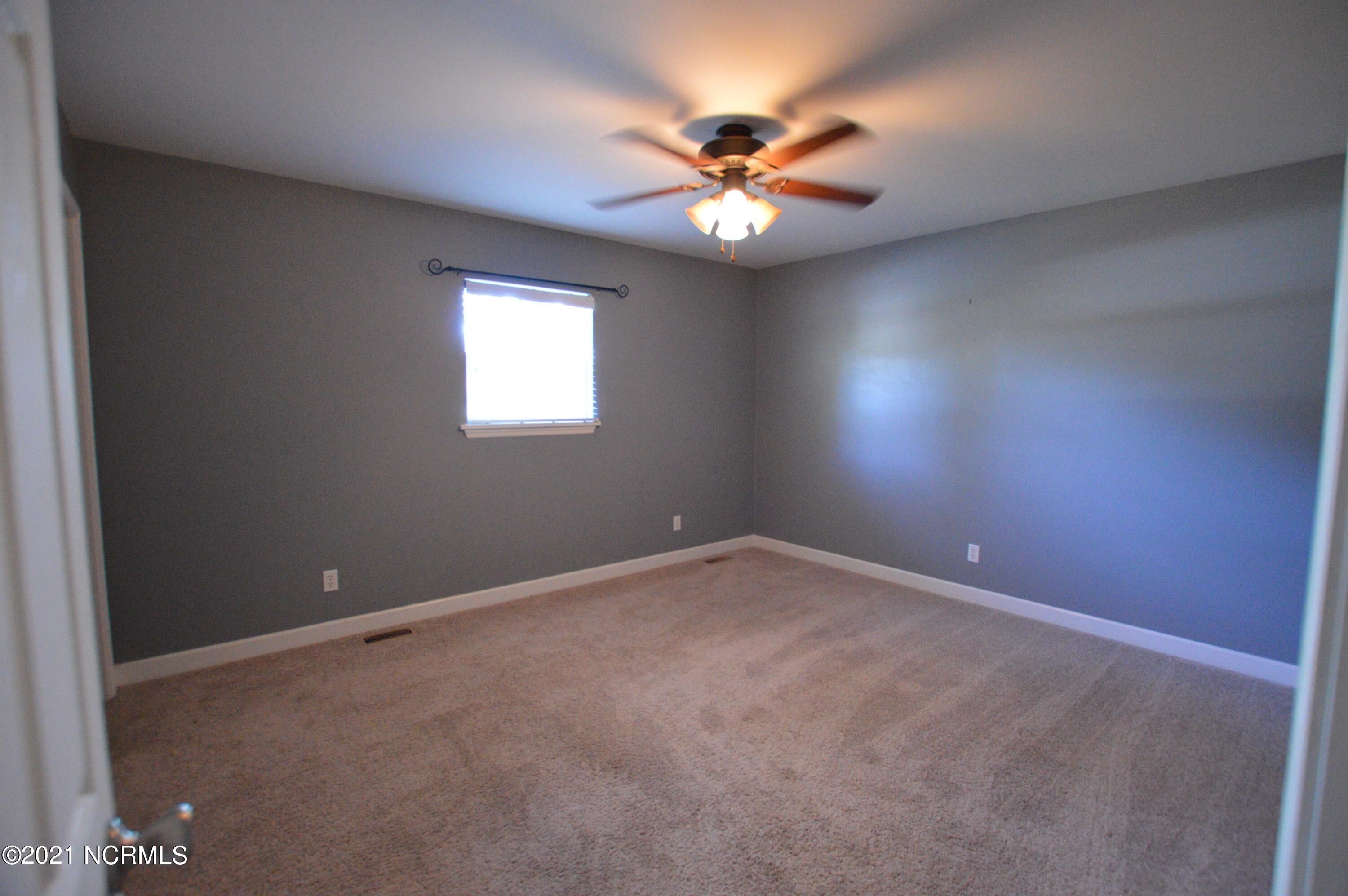 100562914 | Photo 17