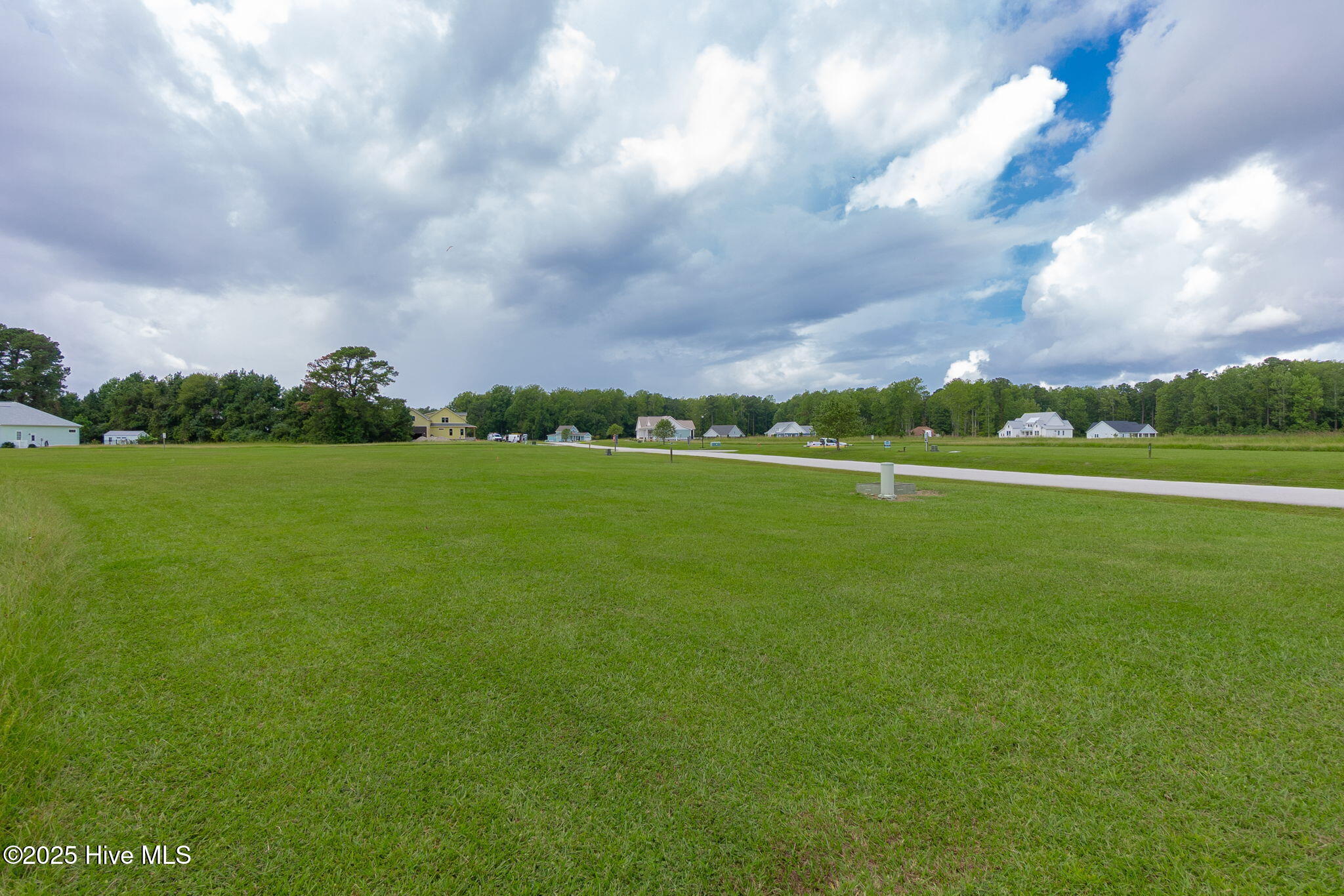 341 W Burton Farm Drive,Minnesott Beach