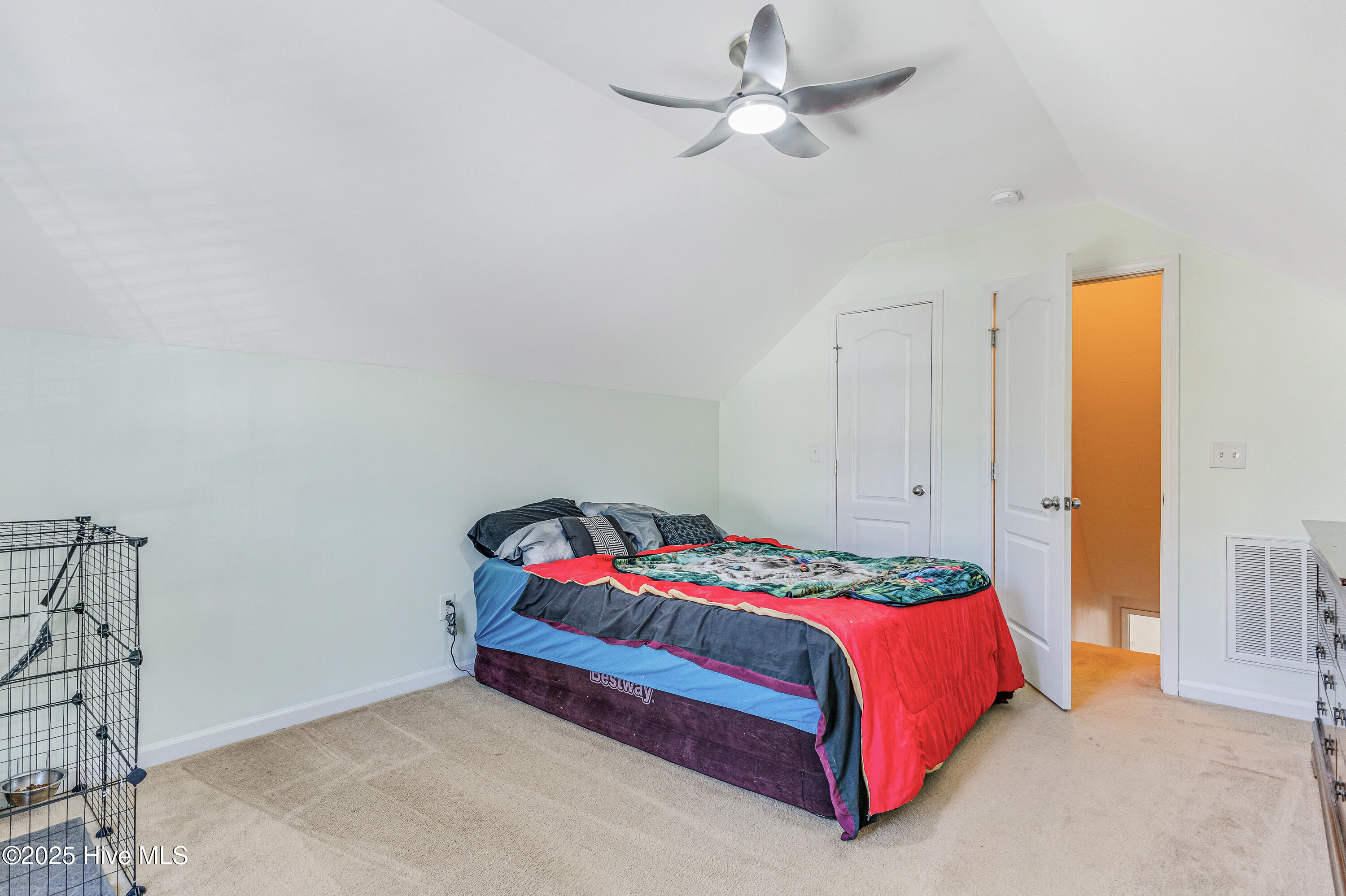 100539432 | Photo 23