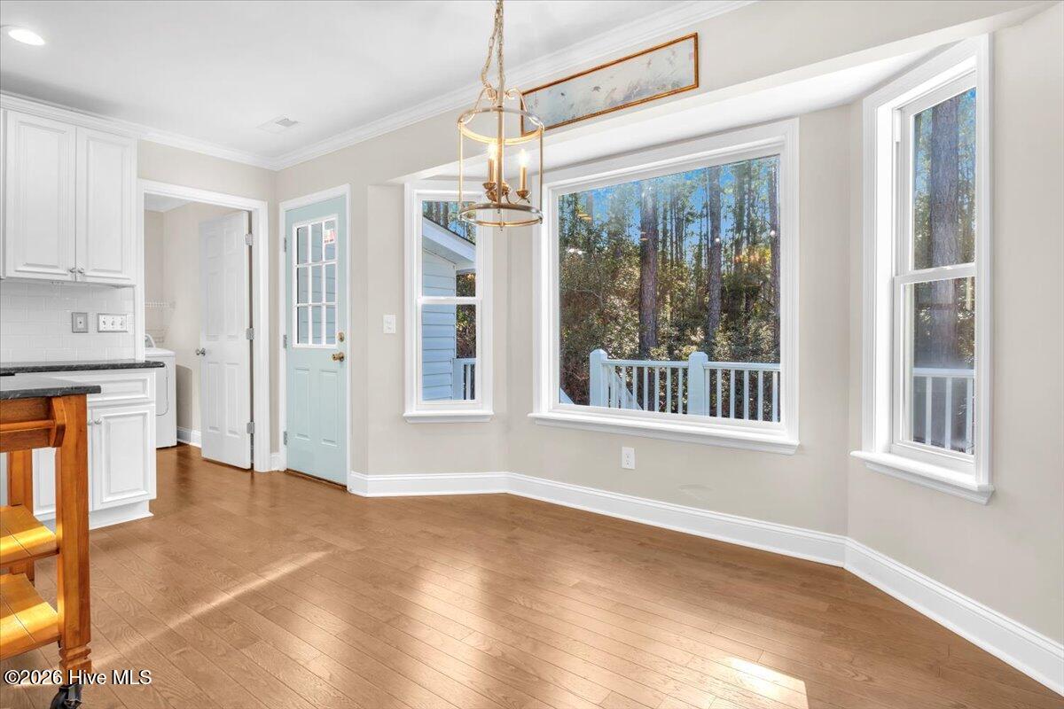 100556413 | Photo 24