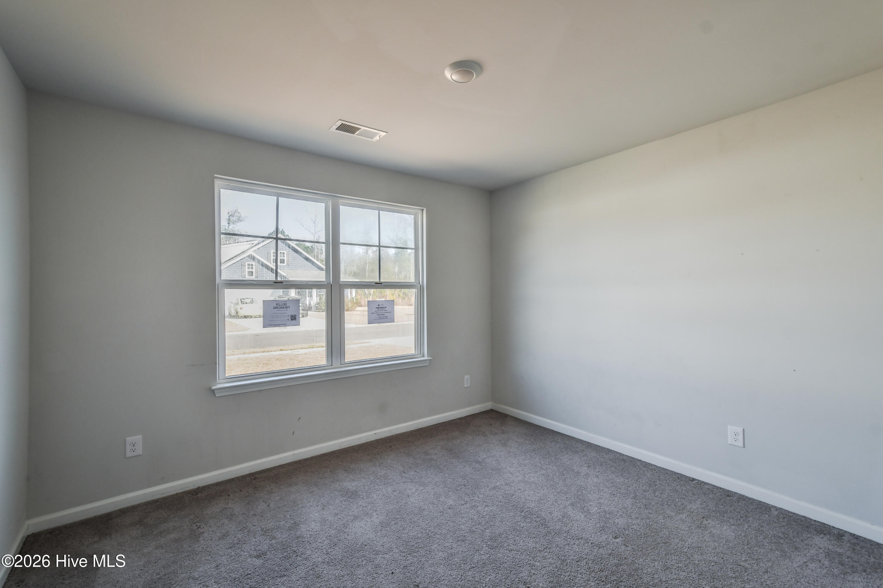 100550996 | Photo 16