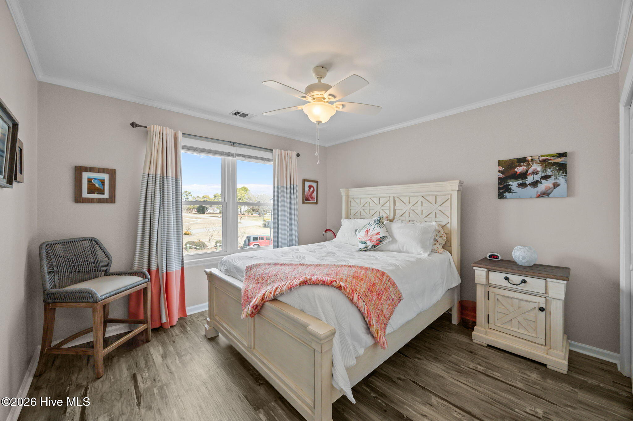 100555604 | Photo 24