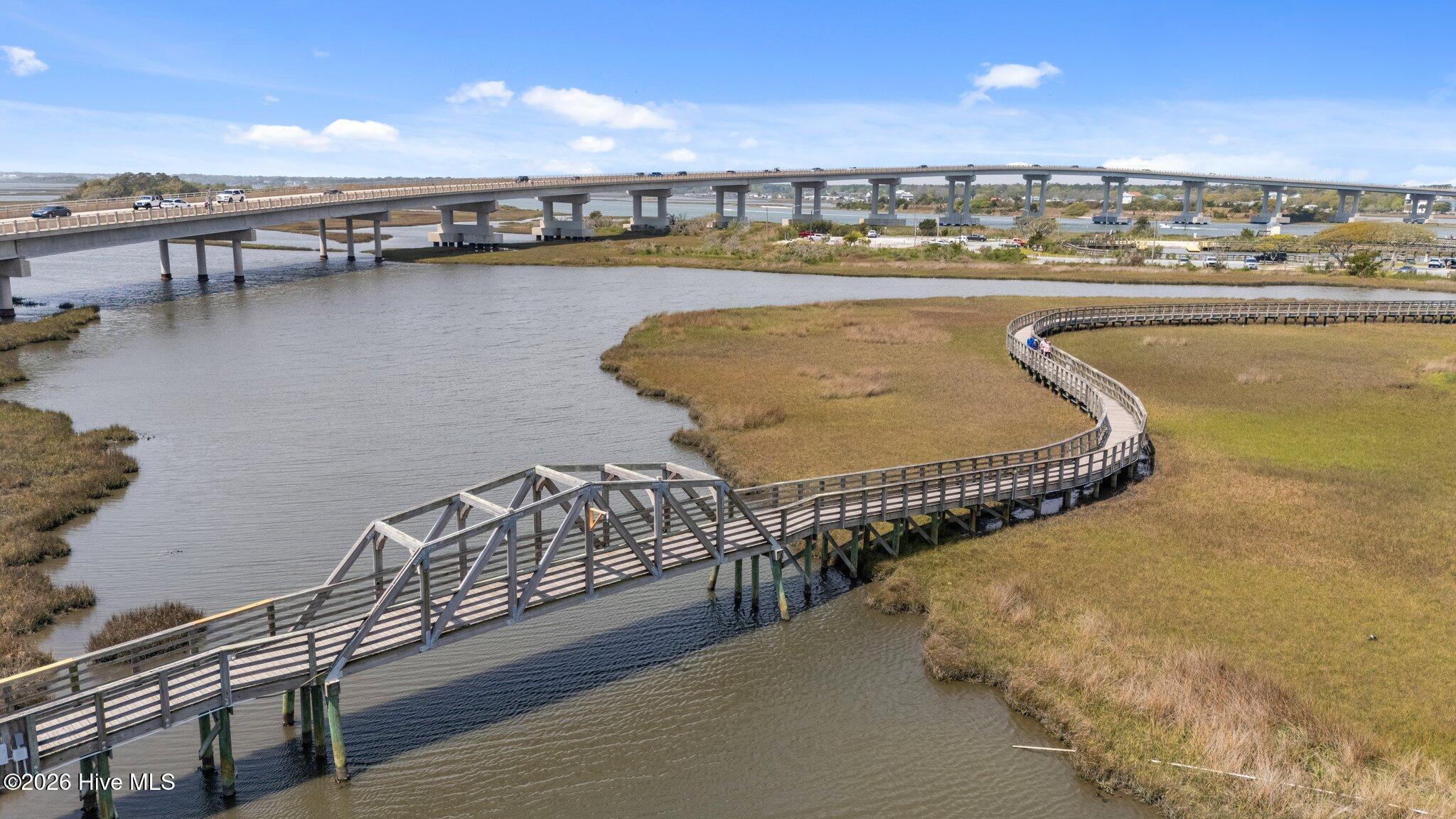 100555979 | Photo 79