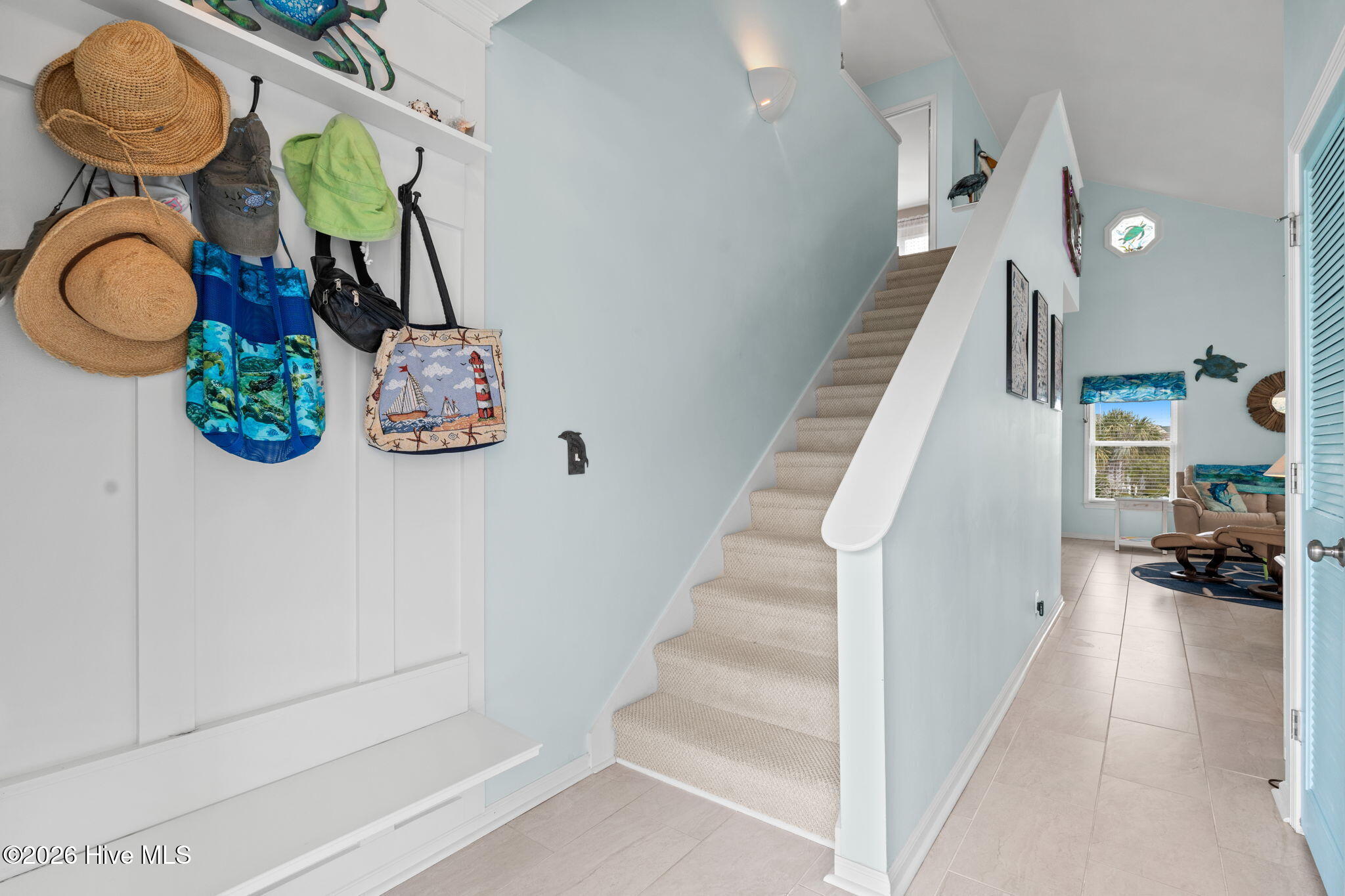 100565933 | Photo 15