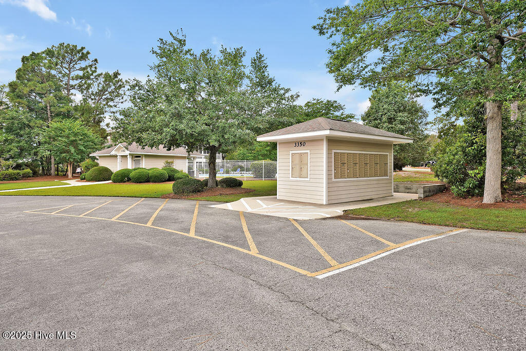 100511550 | Photo 42