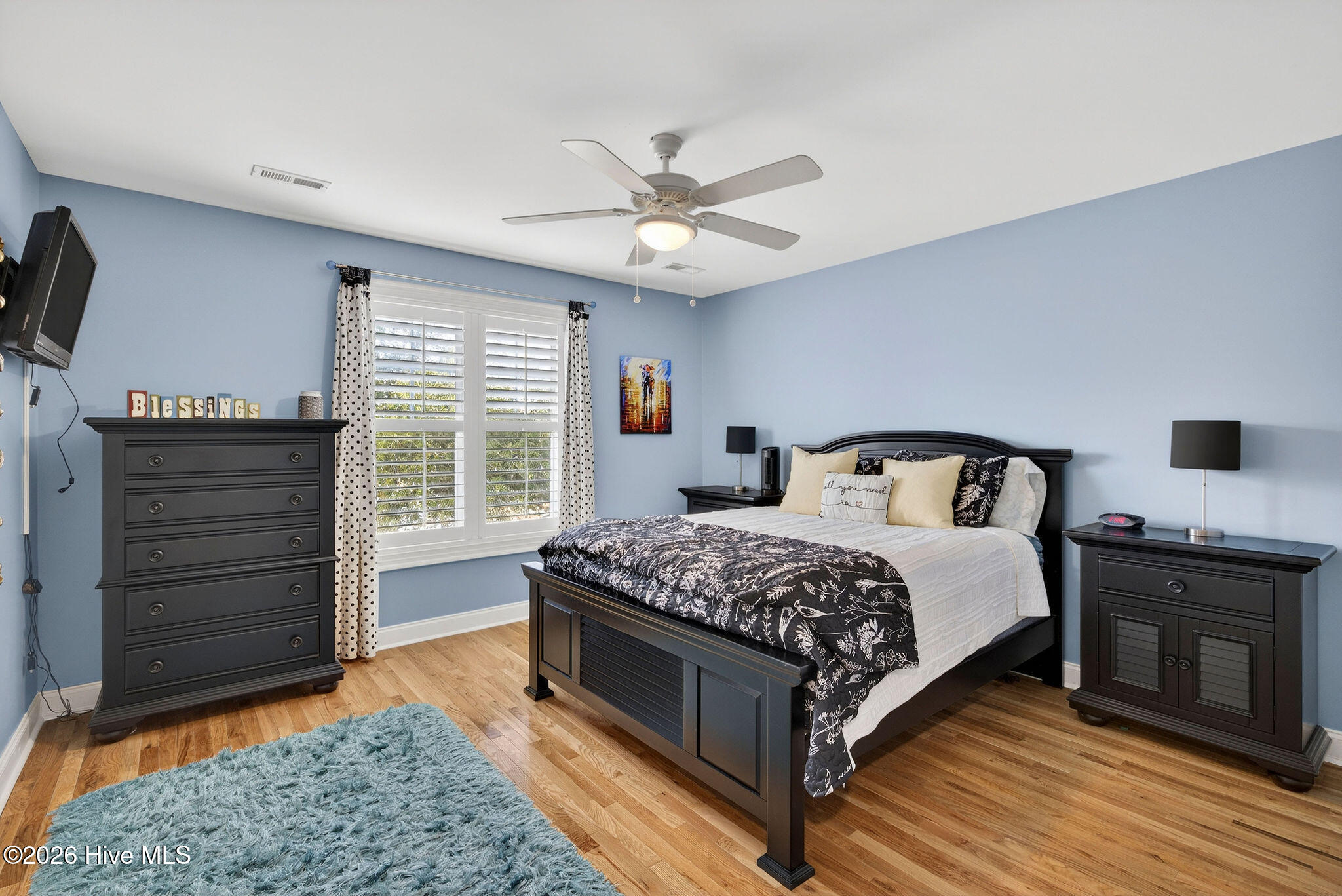 100547469 | Photo 37