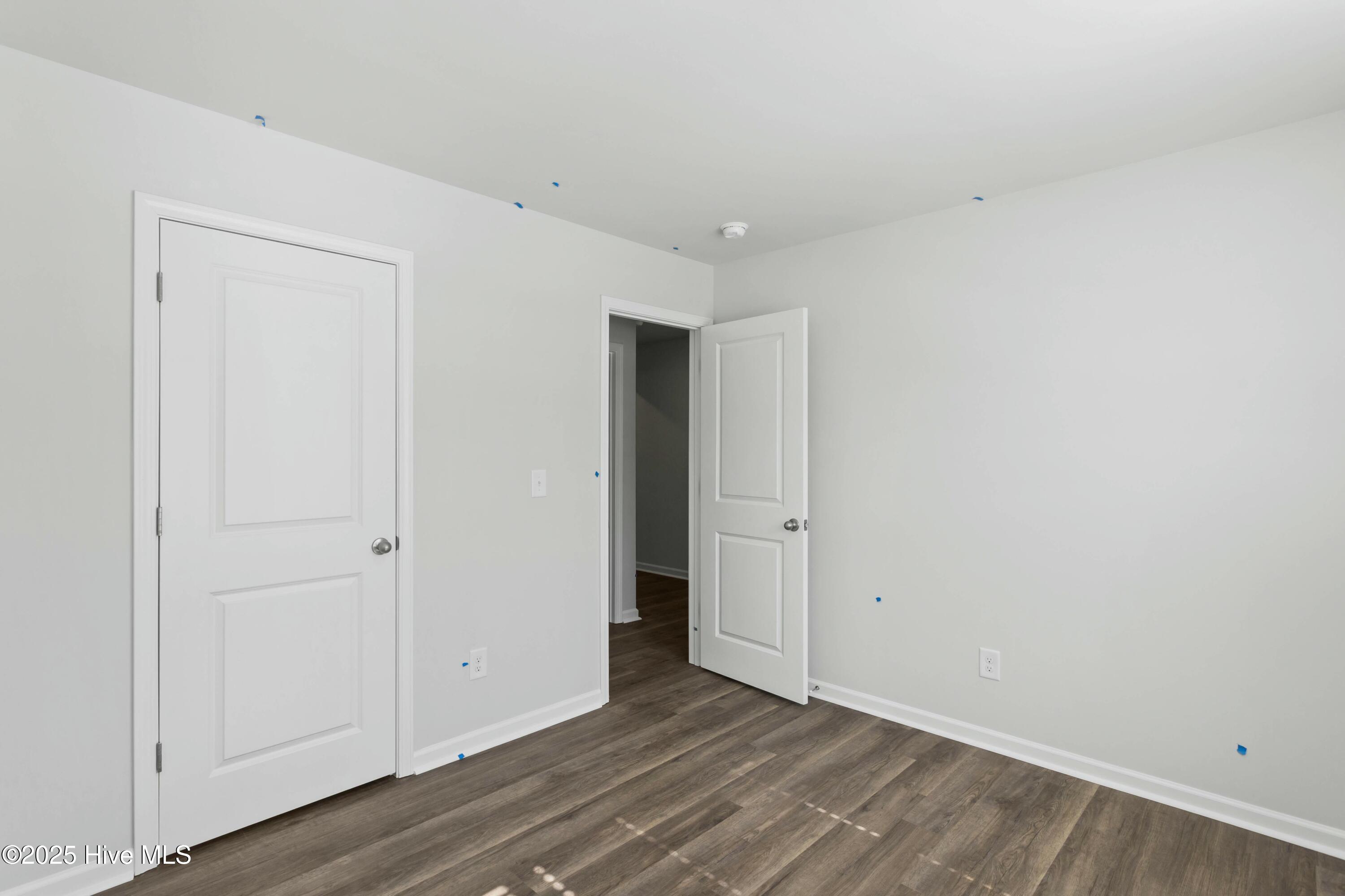 100533510 | Photo 24